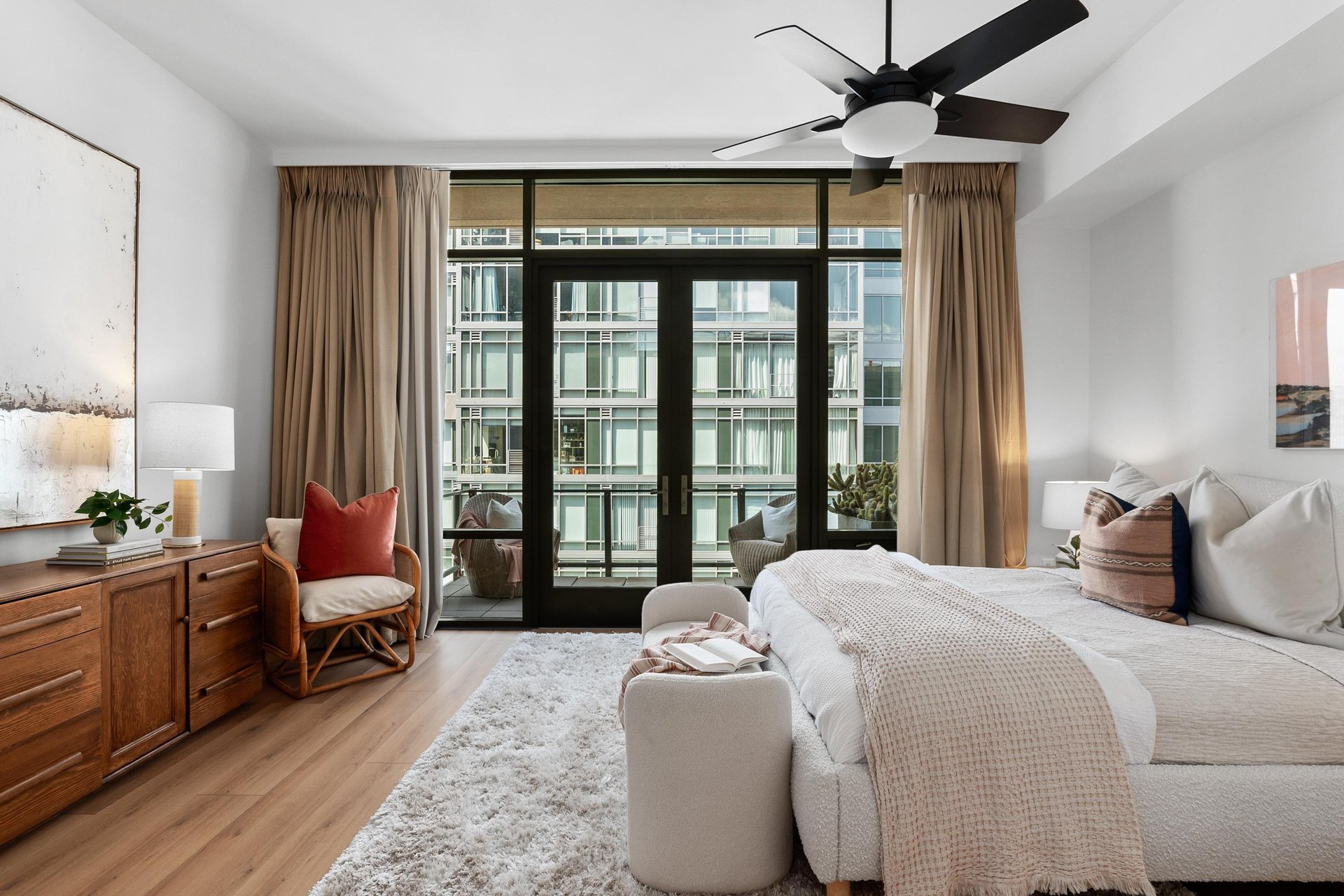 1111 S Grand Ave #1201, DTLA