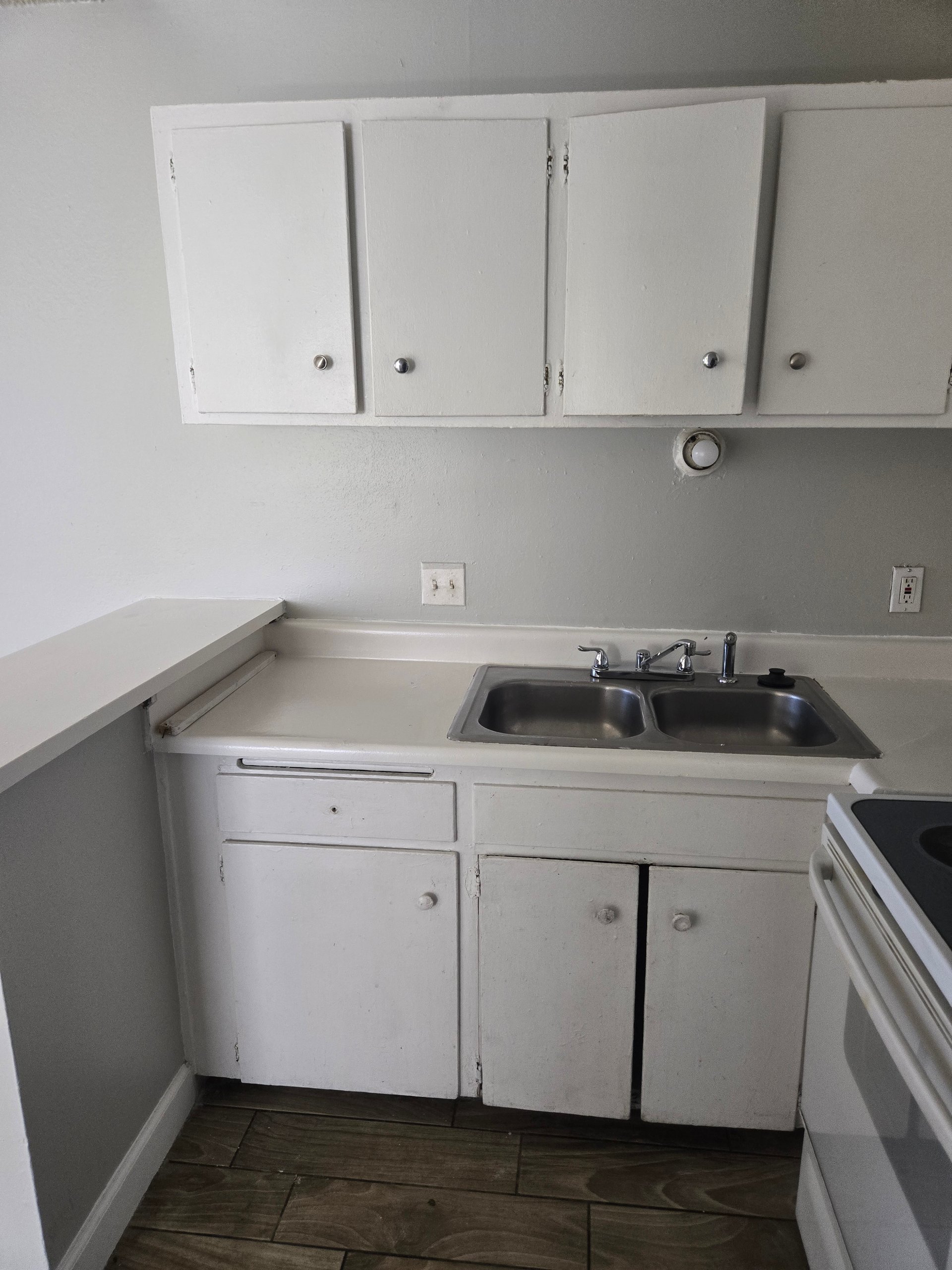 485 North Circle #2 Las Vegas, NV 89119