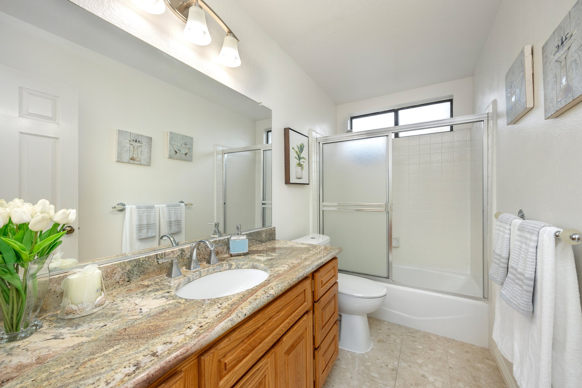 2736 Whitechapel Pl