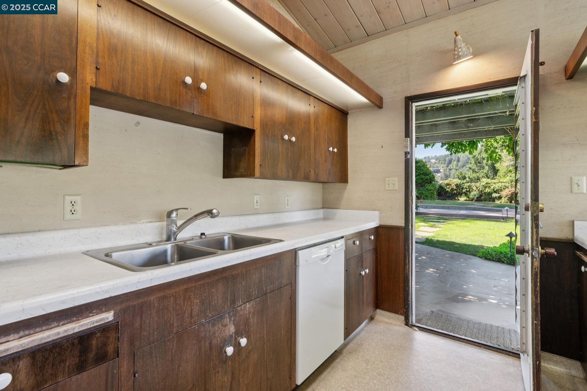 3806 Palo Alto Dr