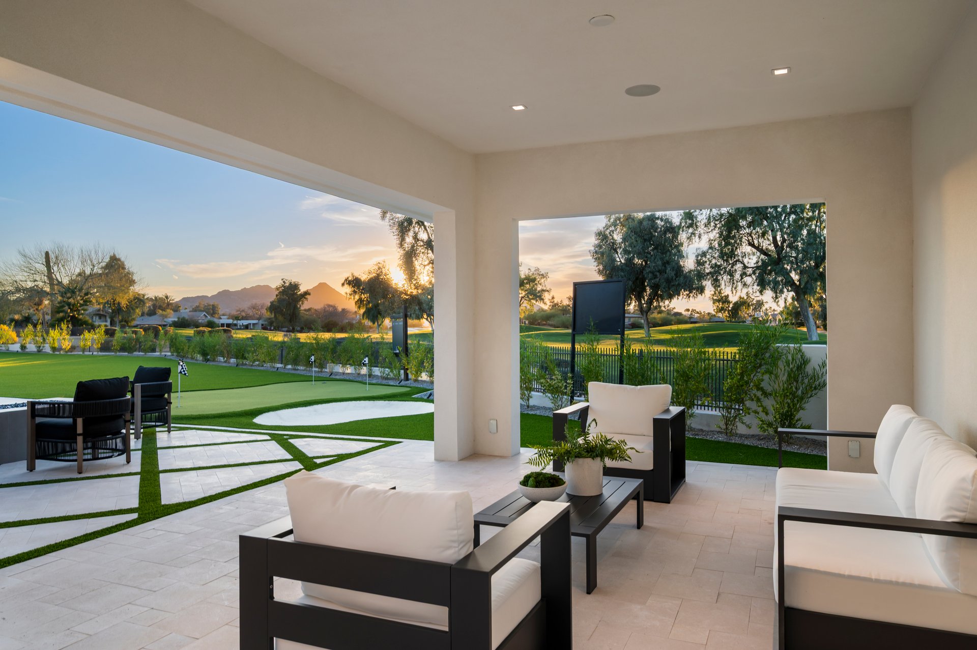 7780 E Vaquero Dr
