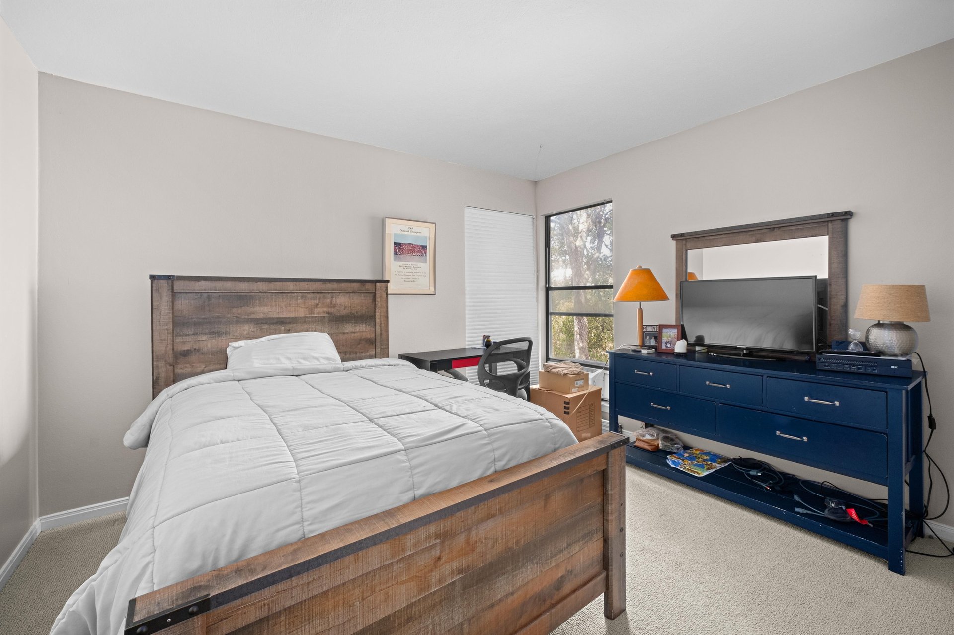 102 Canyon Circle West