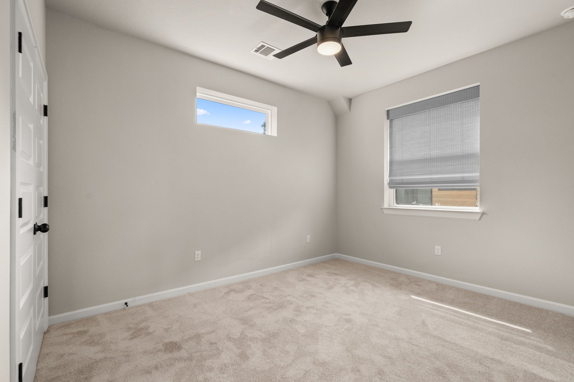 1003 Cardinal LN