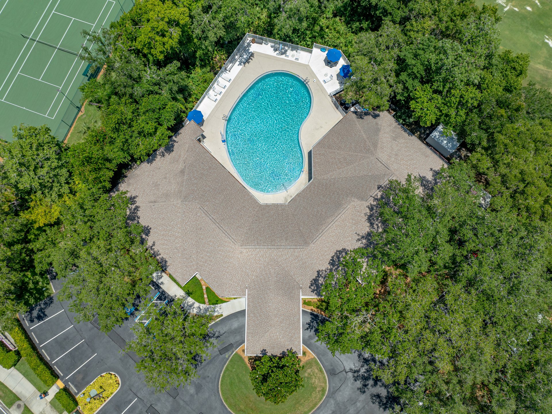 5240 NEW BRITTANY LN