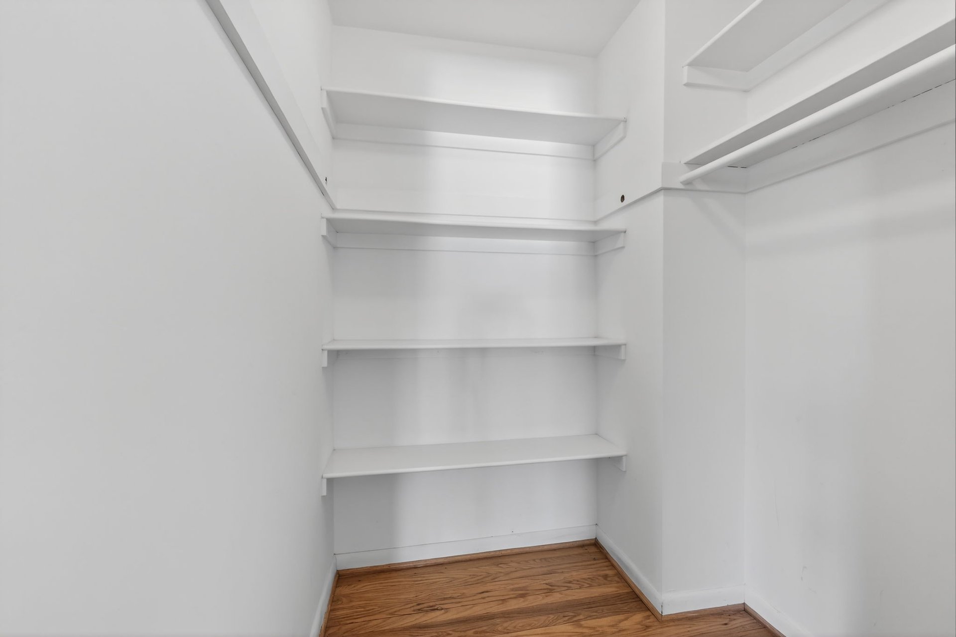 3646 Alton Pl NW - North Cleveland Park