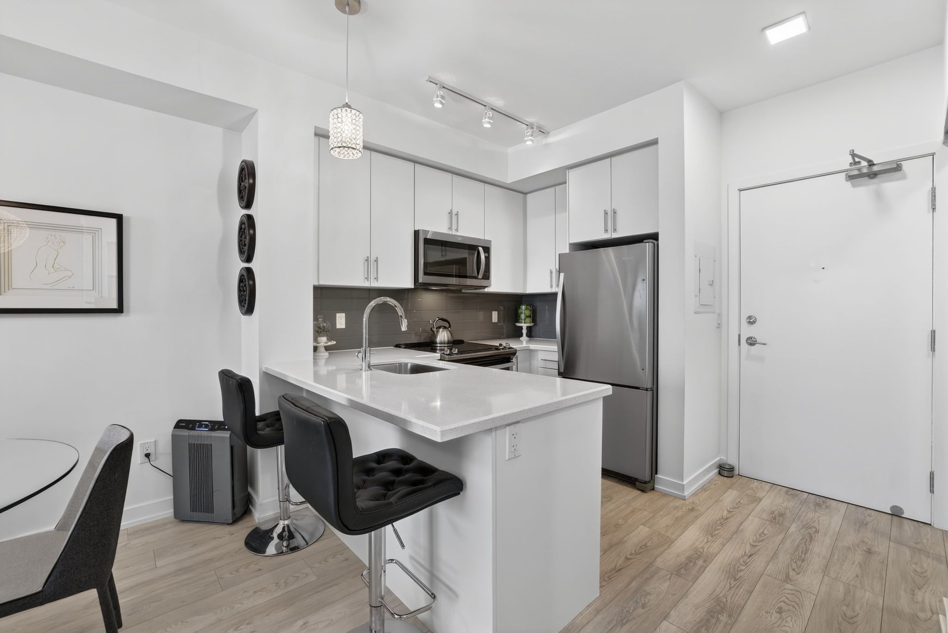 #246 - 555 William Graham Drive