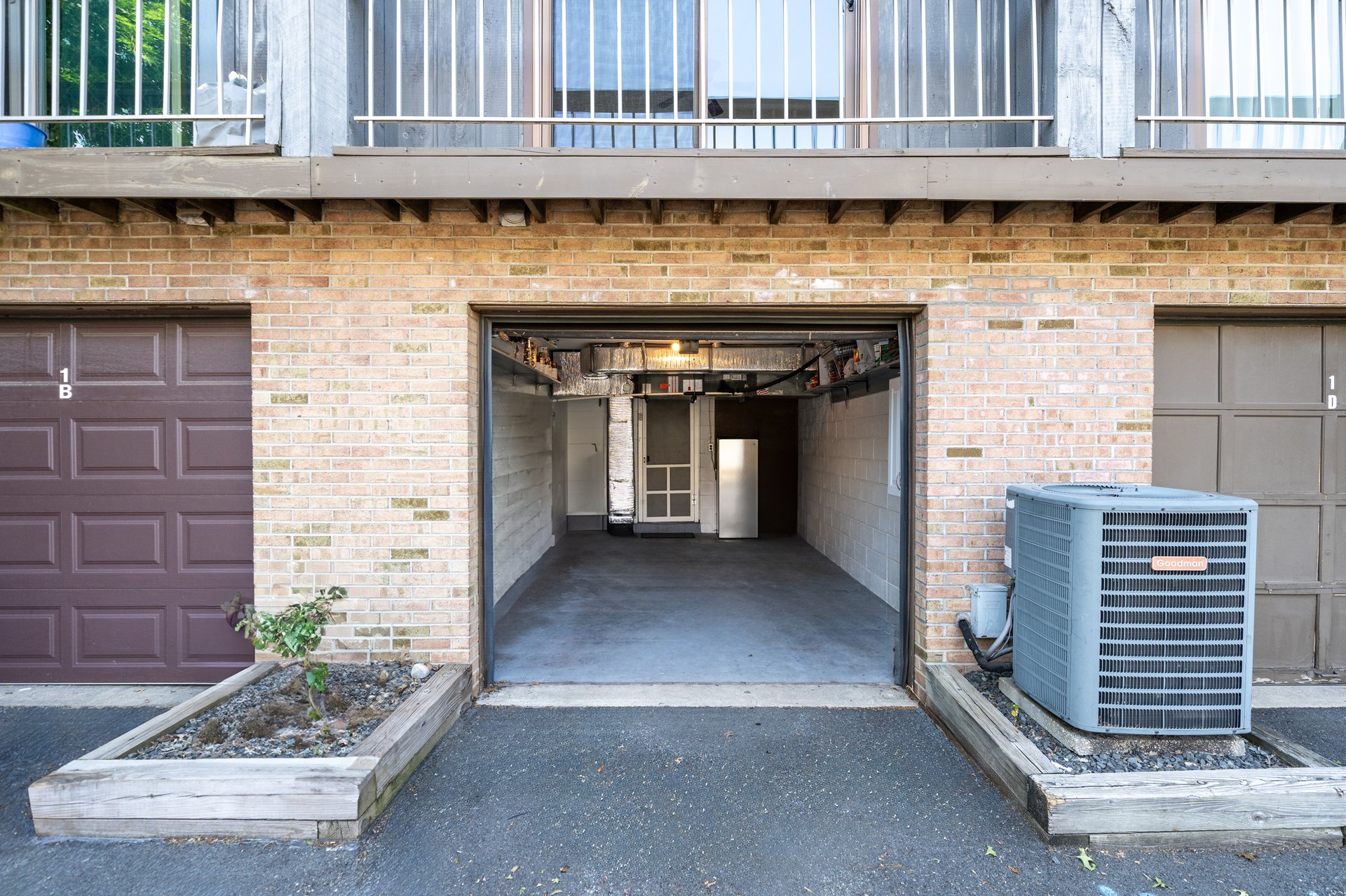 300 Gemini Dr #1C