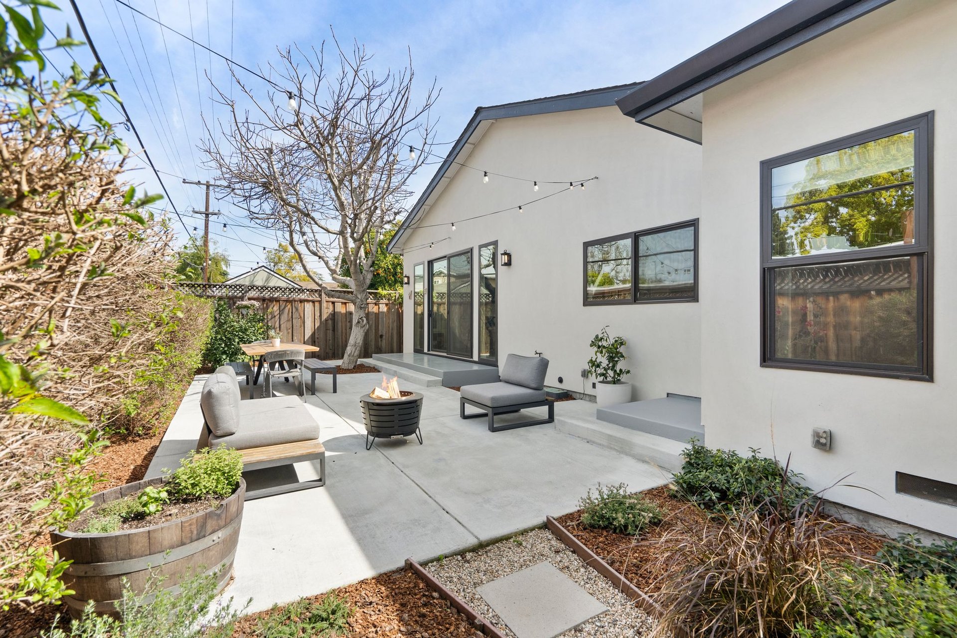 2331 Sunny Vista Dr