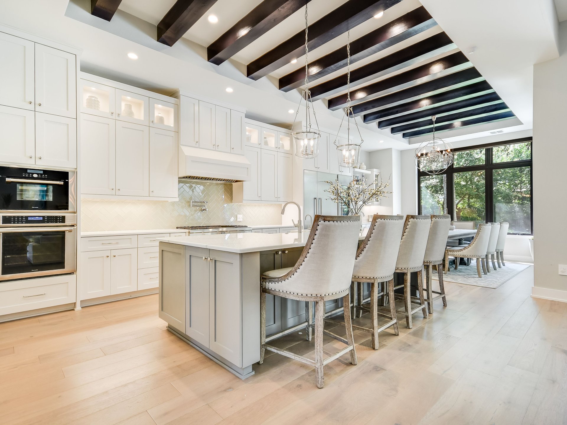 Reveille Contemporary