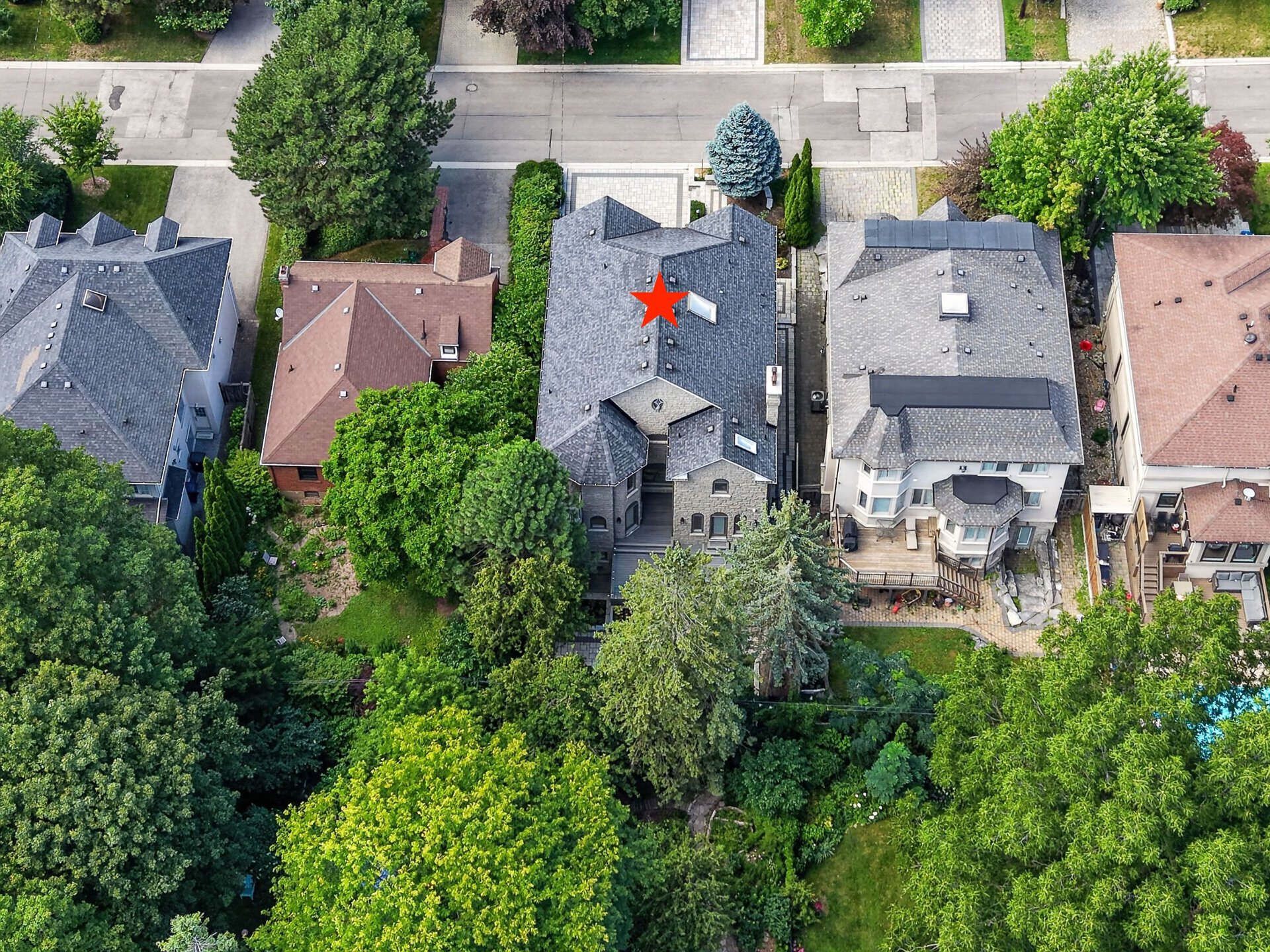 Fully Renovated Designer Residence