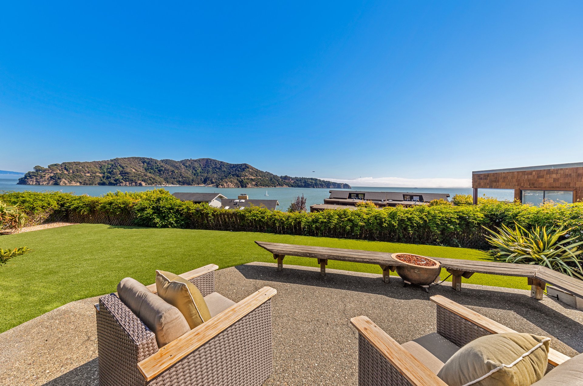 Picturesque Views of Angel Island and the Golden Gate Bridge