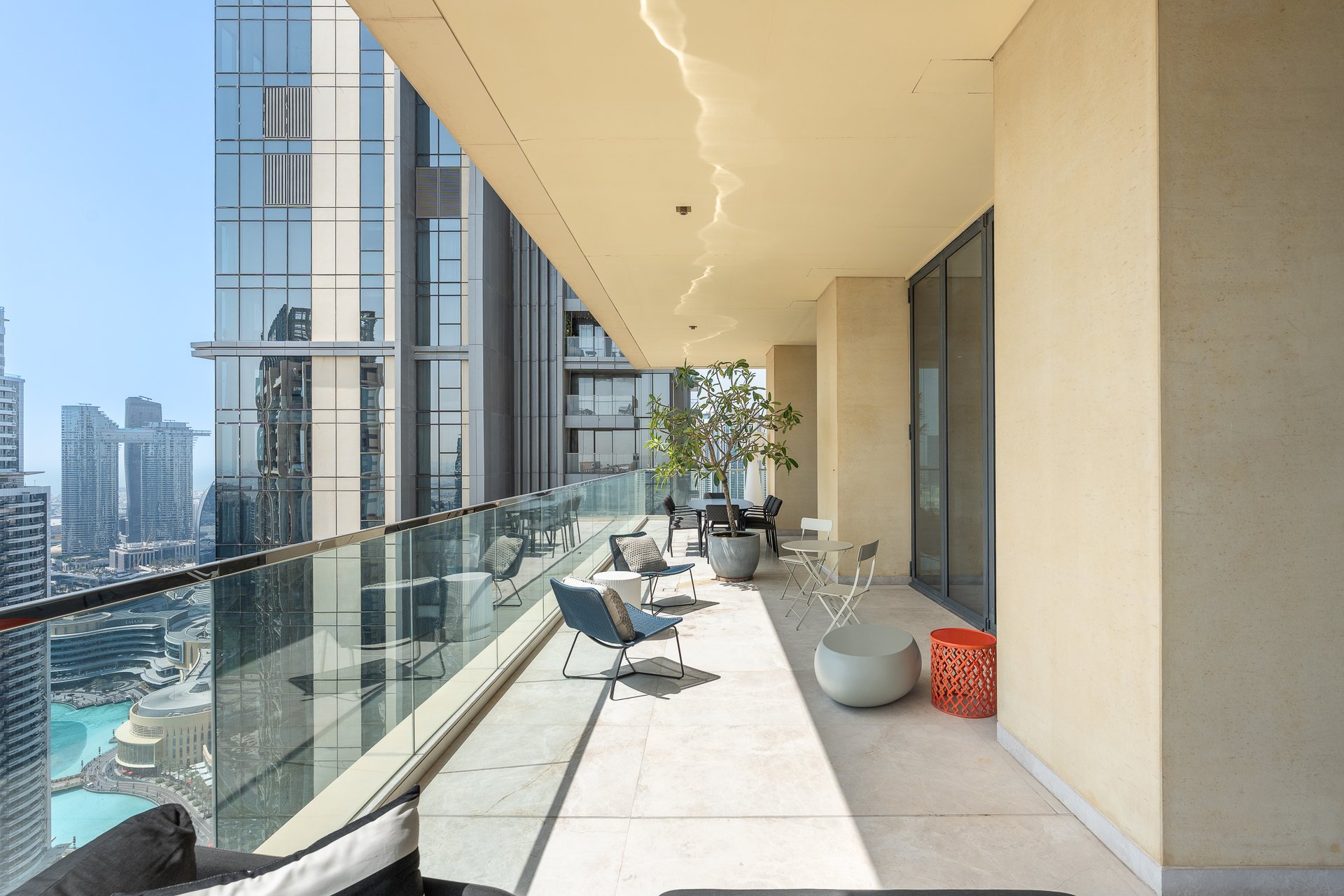 The 118 - Full Floor Apartment 