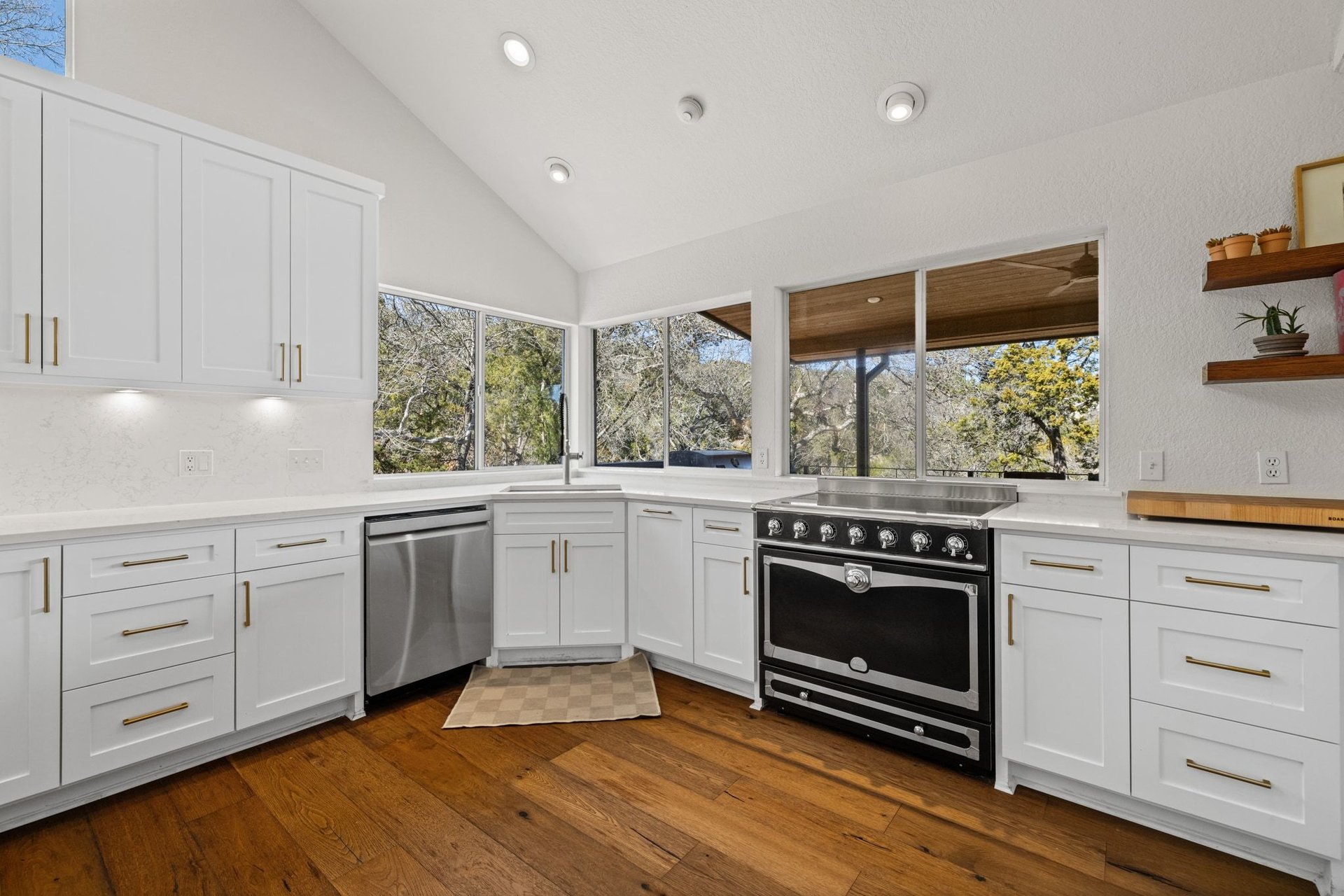 1517 Wild Cat Hollow