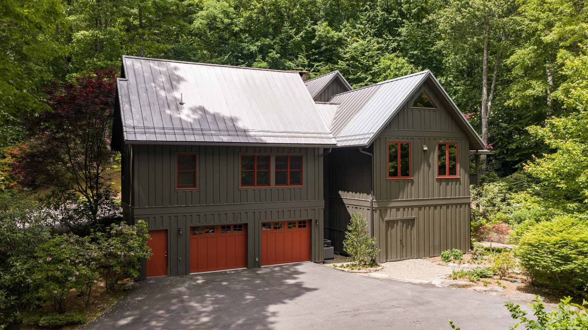 529 Holt Circle
