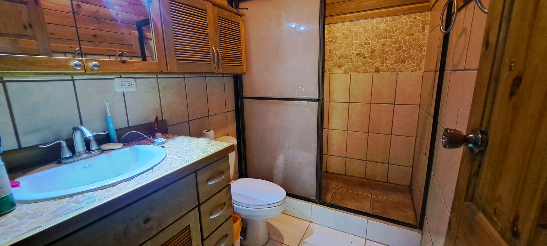 8 Cabinas with Swimming Pool on Lush Jungle Property | Uvita