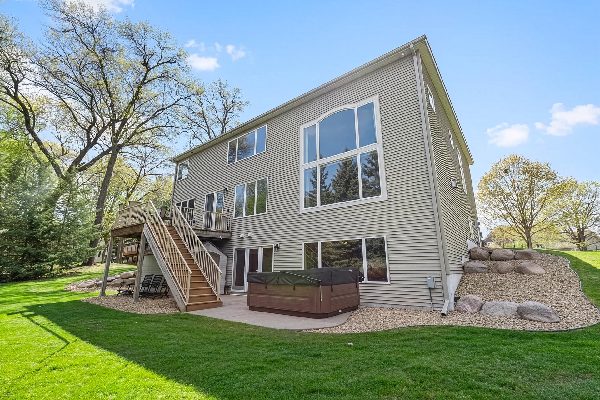 Hanson-Built Model Home on Quiet Cul-De-Sac