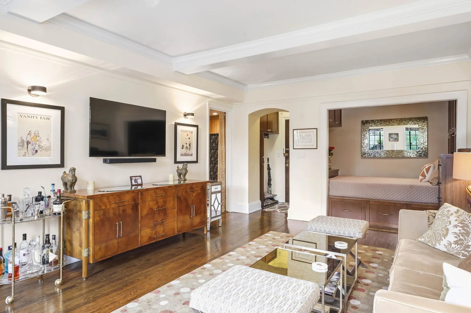 333 W 56th St Apt 2L