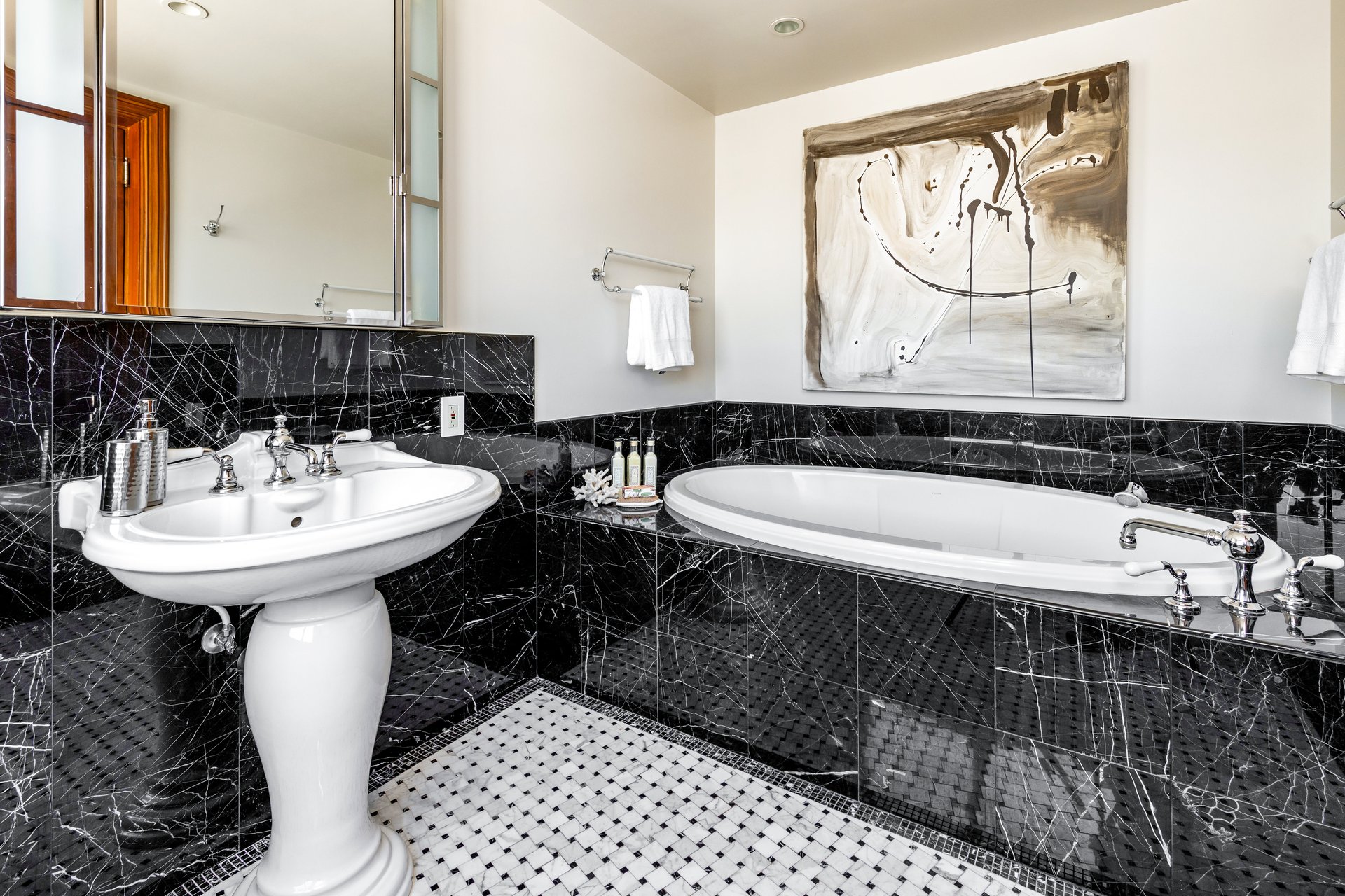 2100 Green Street Penthouse