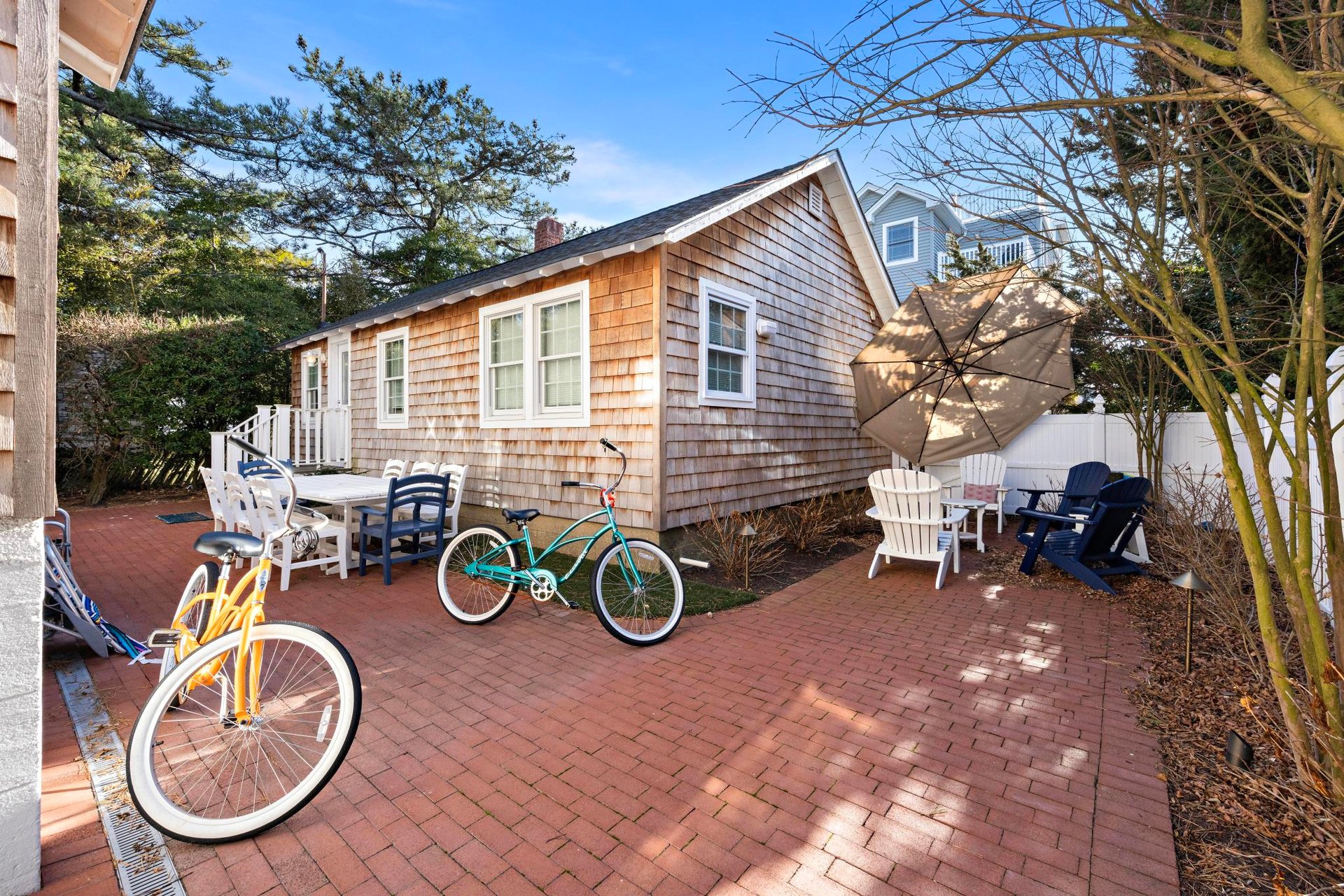 112 8th Street Beach Haven w/Cottage