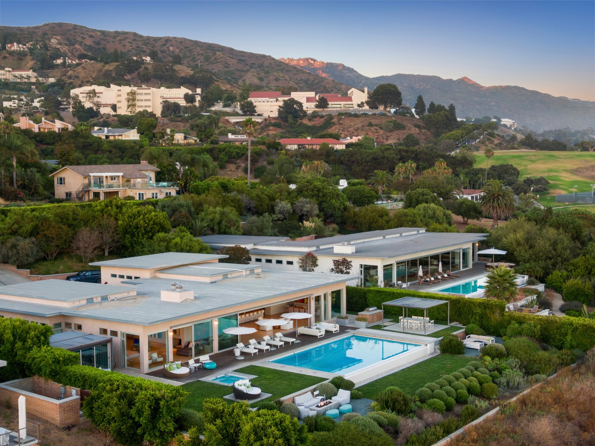 24685 Pacific Coast Hwy, Malibu