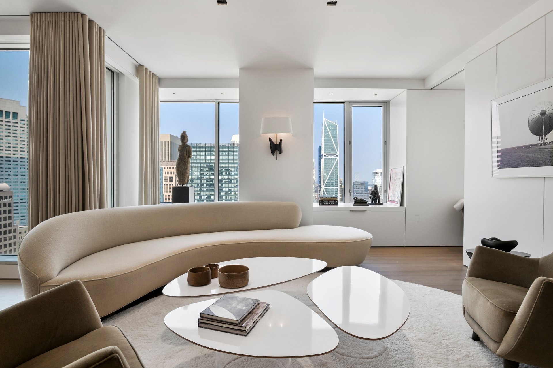 Extraordinary Mid-Century Modernism Lease