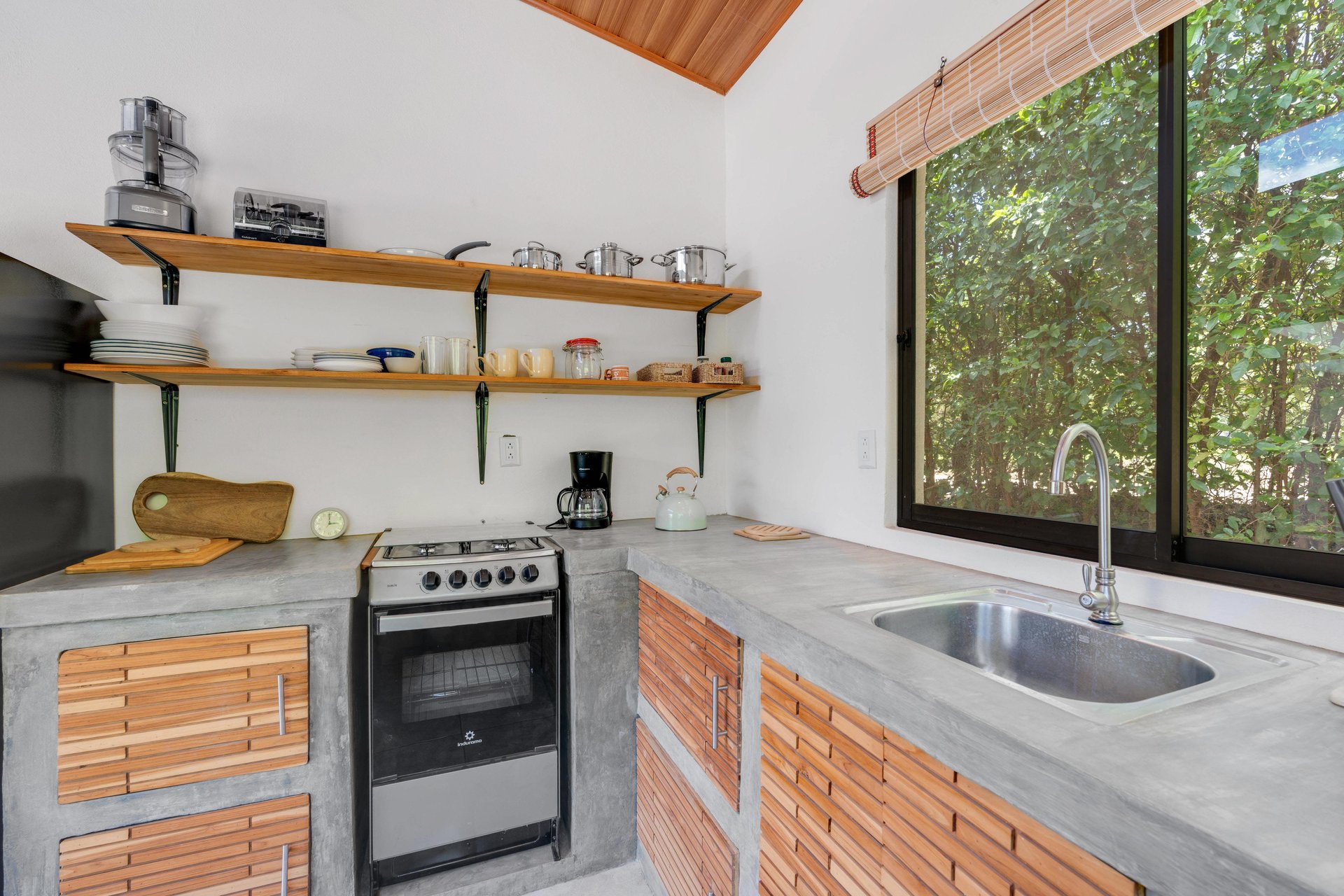 Multi-Home Property | Versatile Estate Near Playa Avellanas