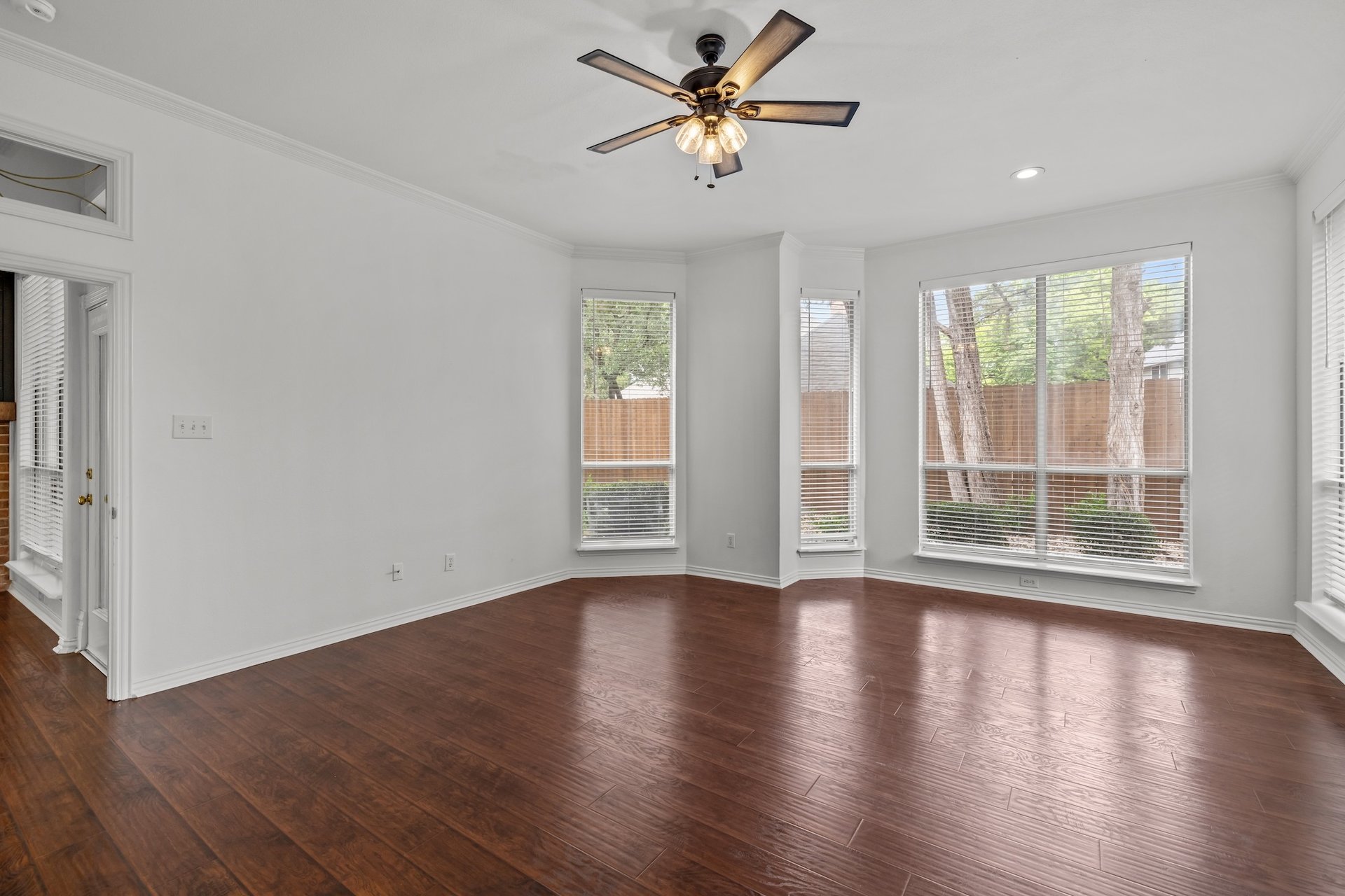 2 Treewood Court