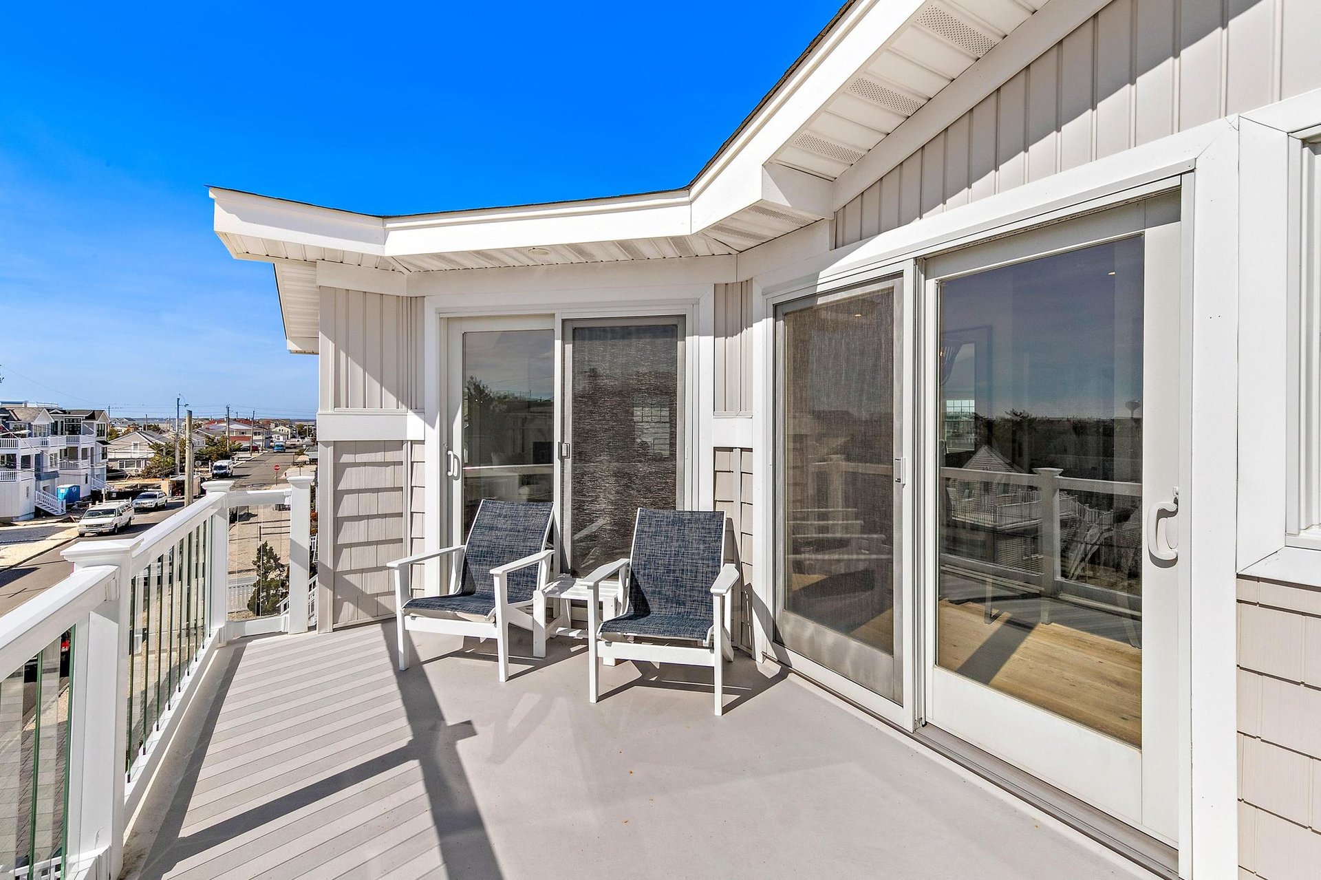 117 E Colorado Ave
