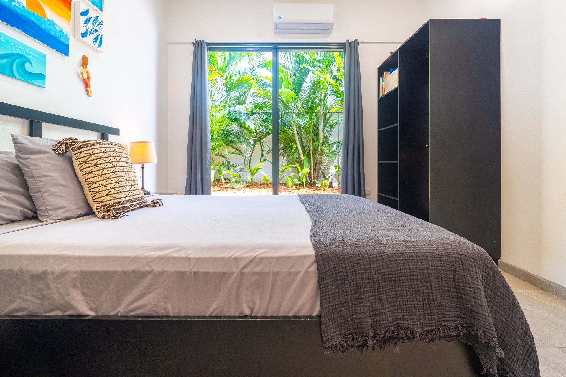 Modern 3 Bedroom Home - Walking distance to it all!