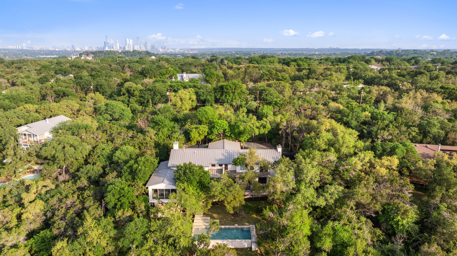 Modern Luxury Meets Natural Serenity