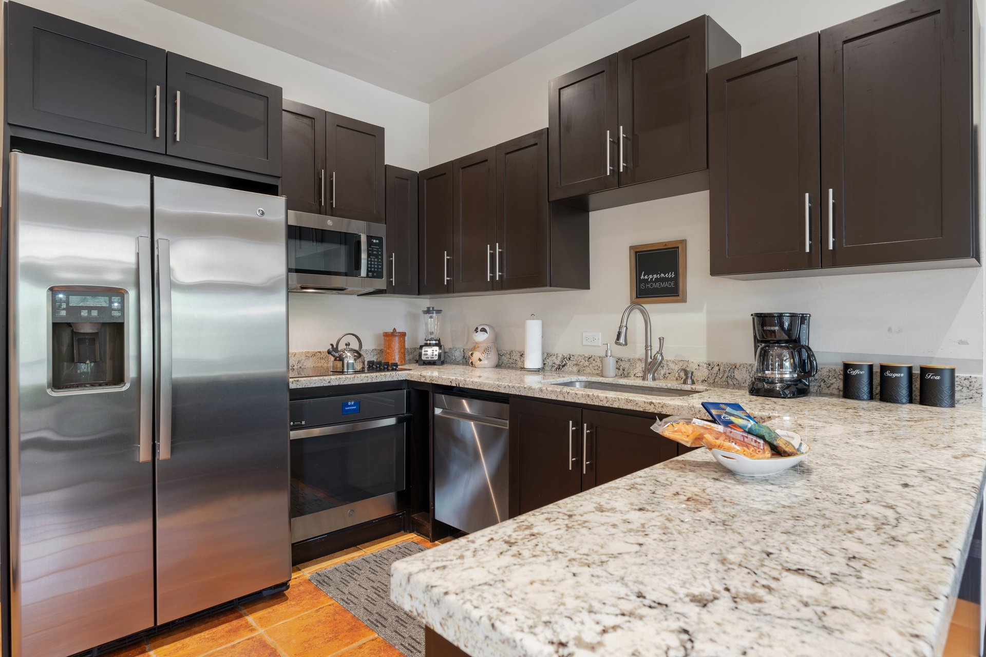 Laughing Gecko Suites | Beach Suites / Boutique Hotel For Sale