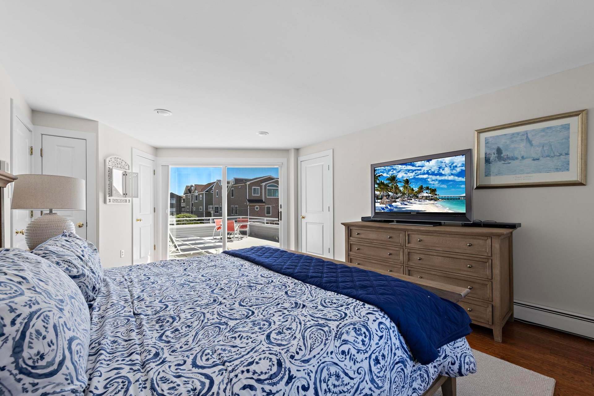 10 11th Street