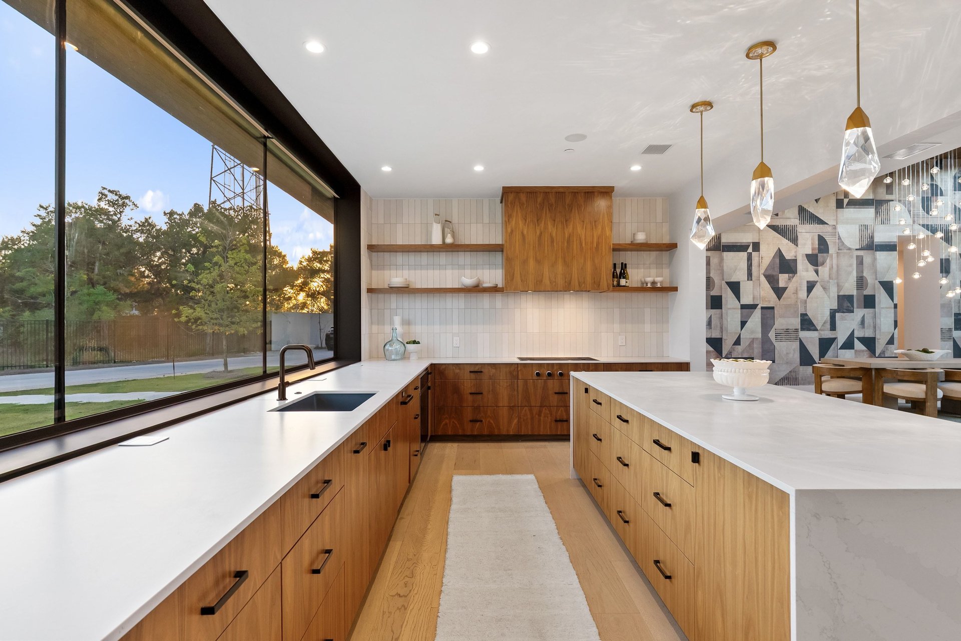 Architectural Elegance in Westlake