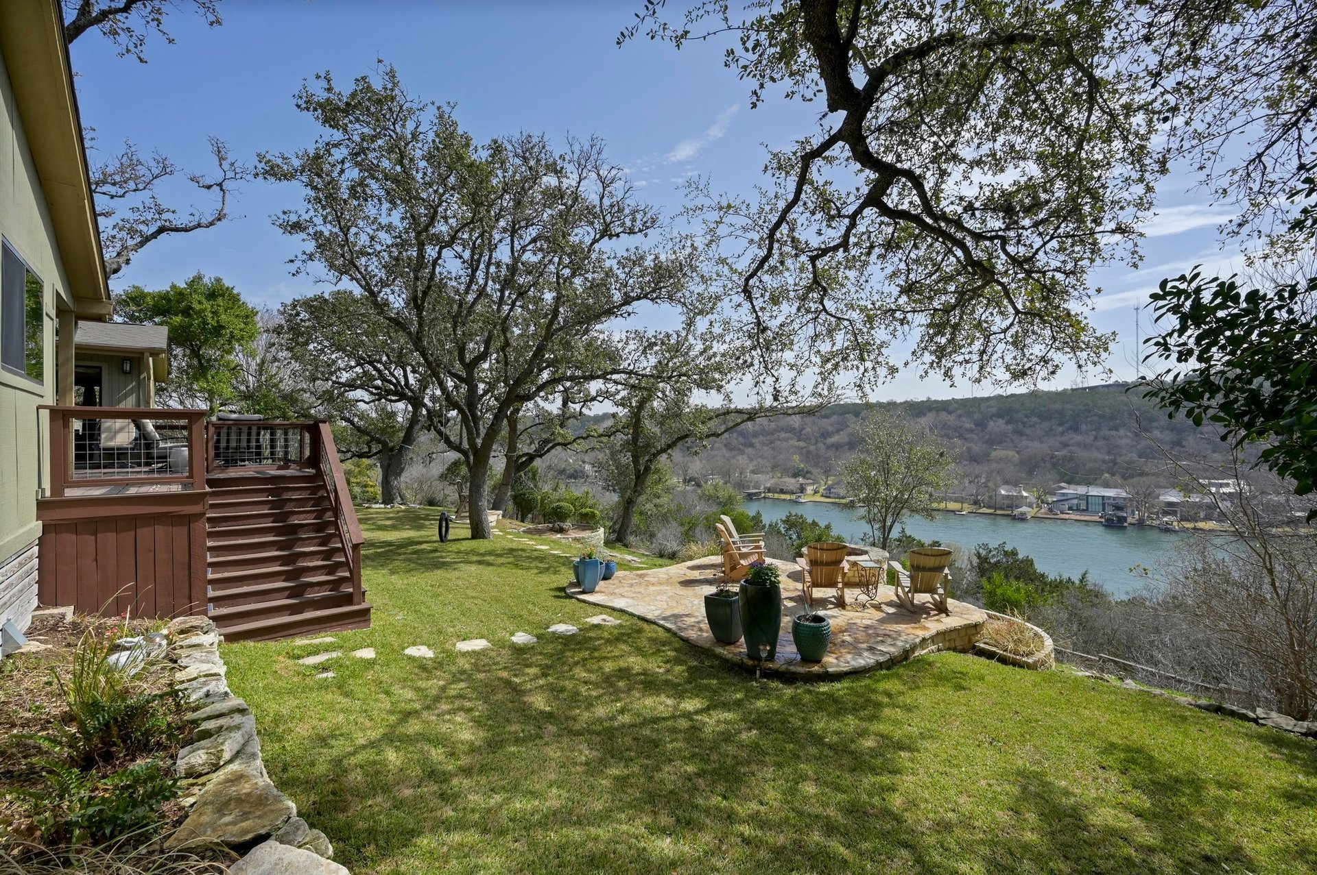 3004 Patio Circle 