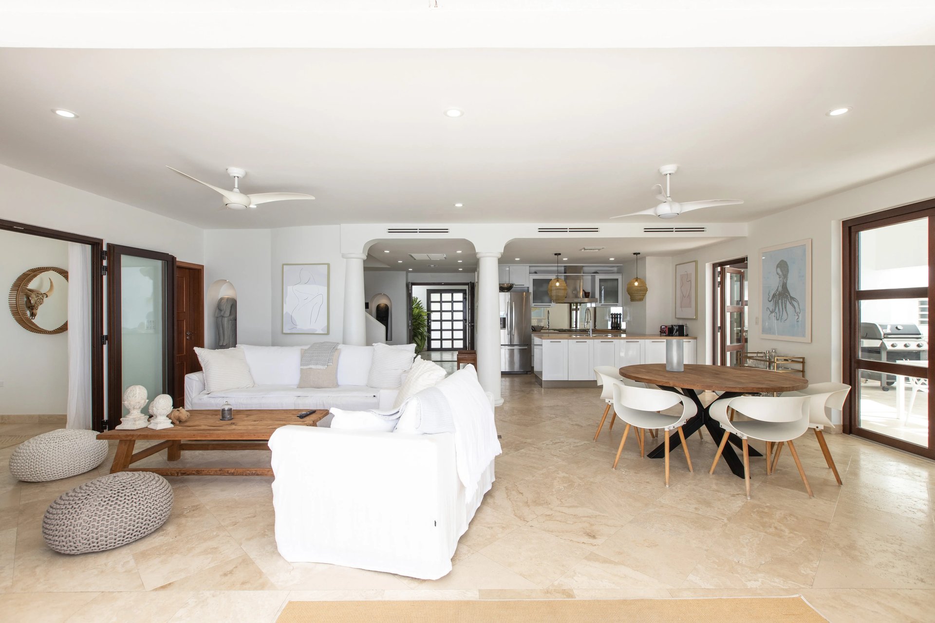 Exceptional Beachfront Villa – Cupecoy