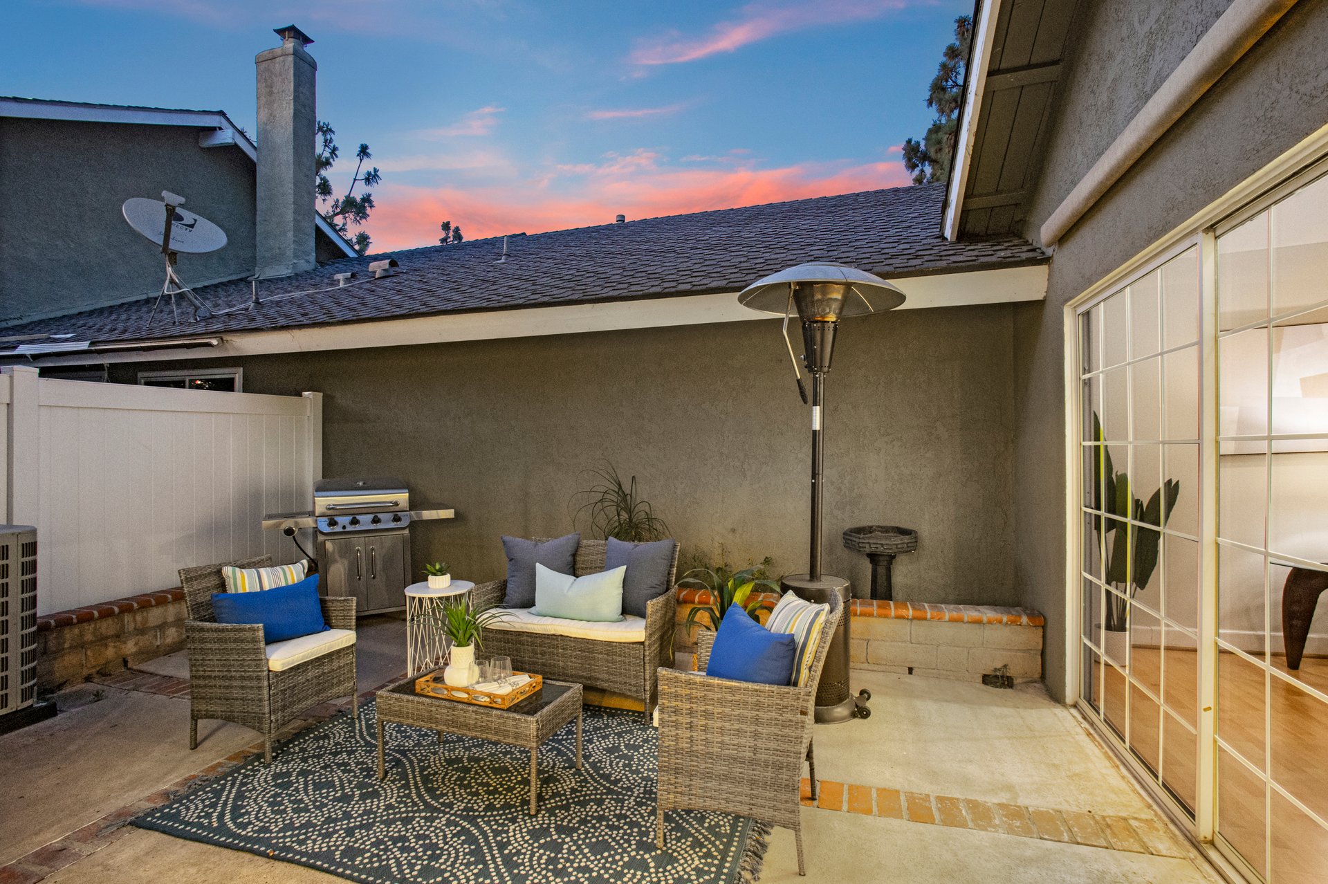 20 Sacramento, Irvine, CA 92604