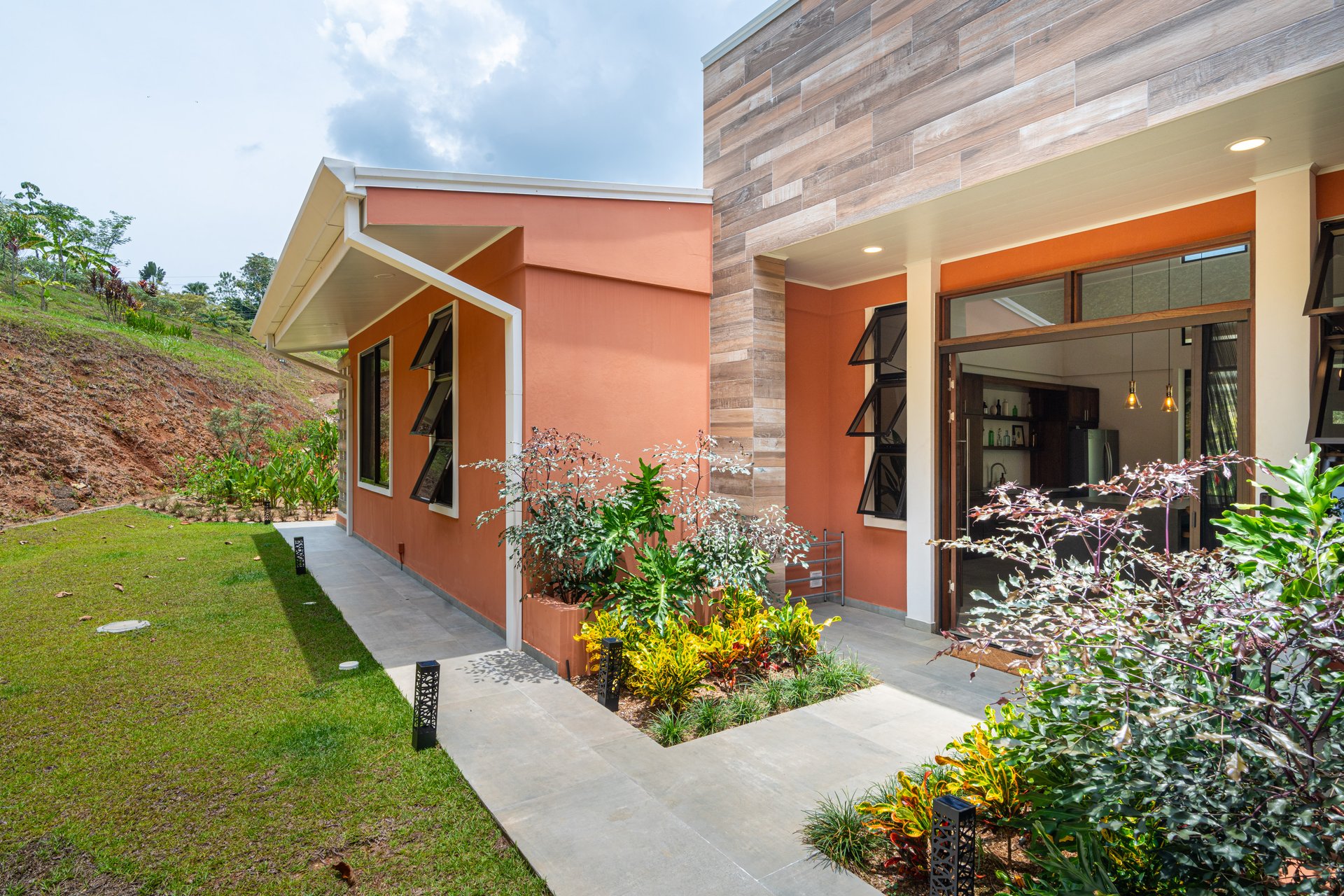 Stunning 4-Bedroom Home with Mountain Views – Perfect Blend of Seclusion and Convenience.