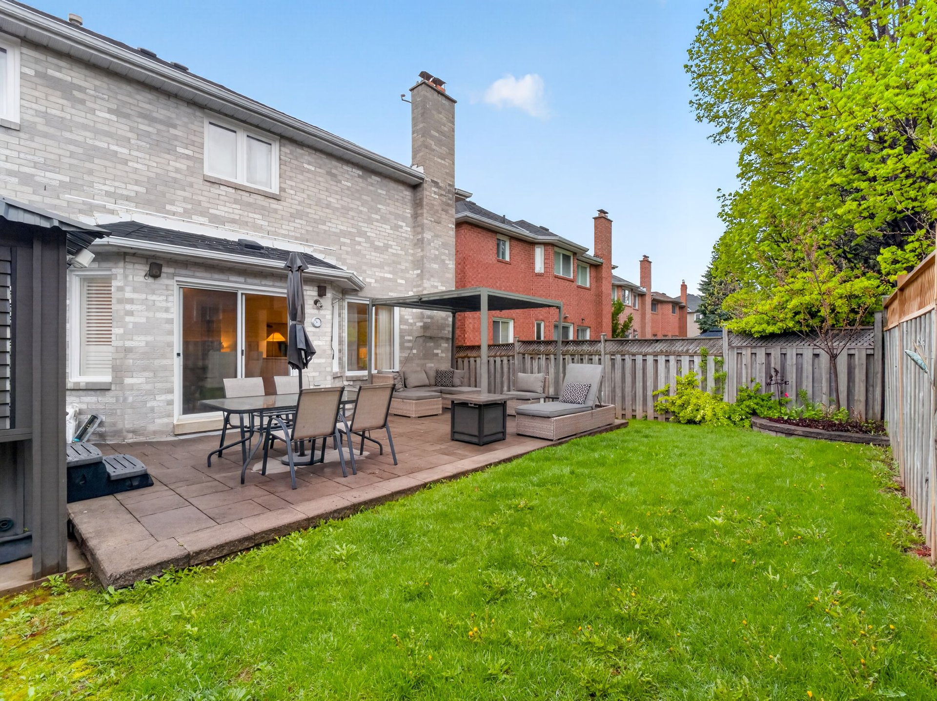 SOLD: Beautifully Landscaped