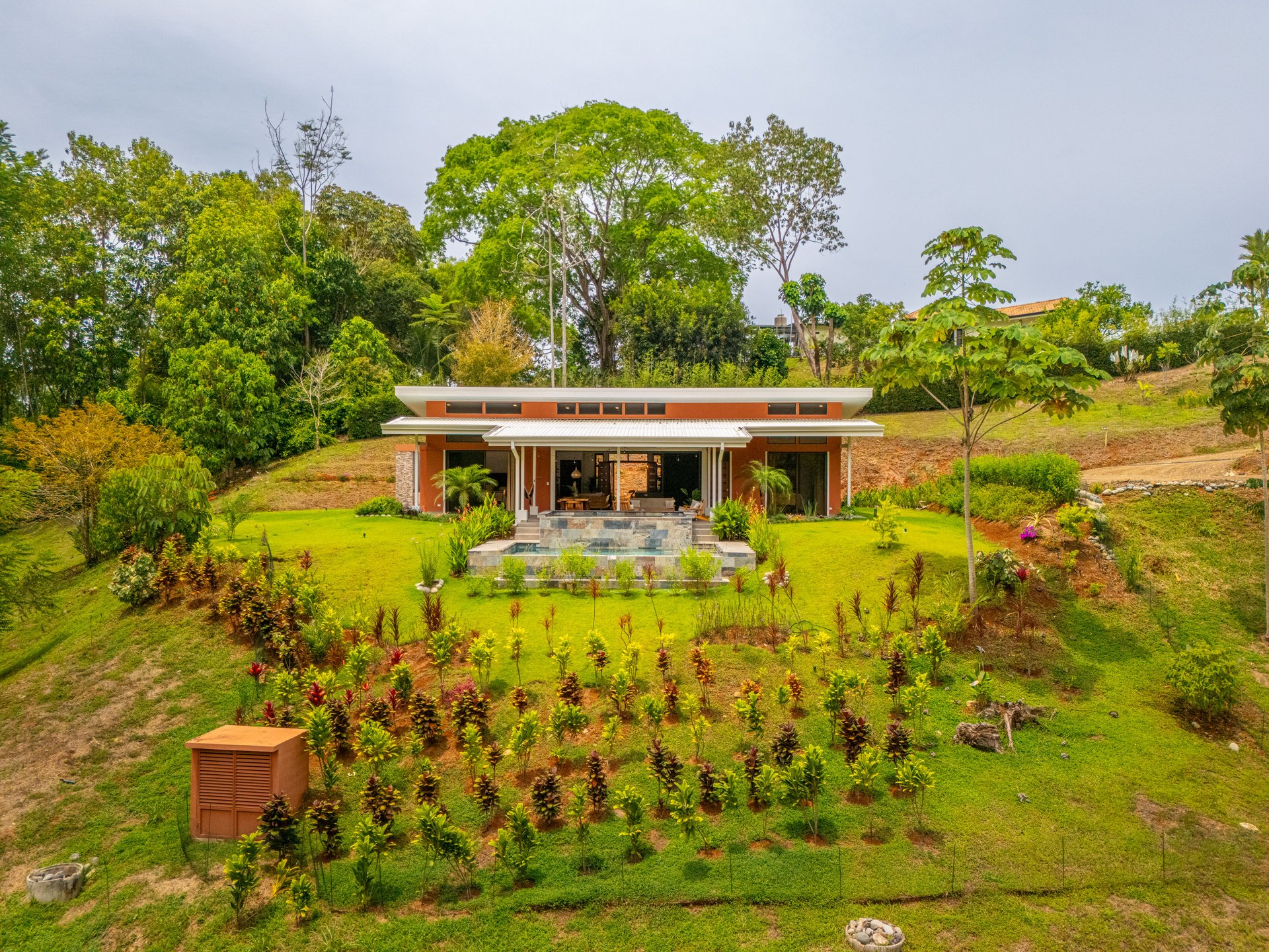 Stunning 4-Bedroom Home with Mountain Views – Perfect Blend of Seclusion and Convenience.