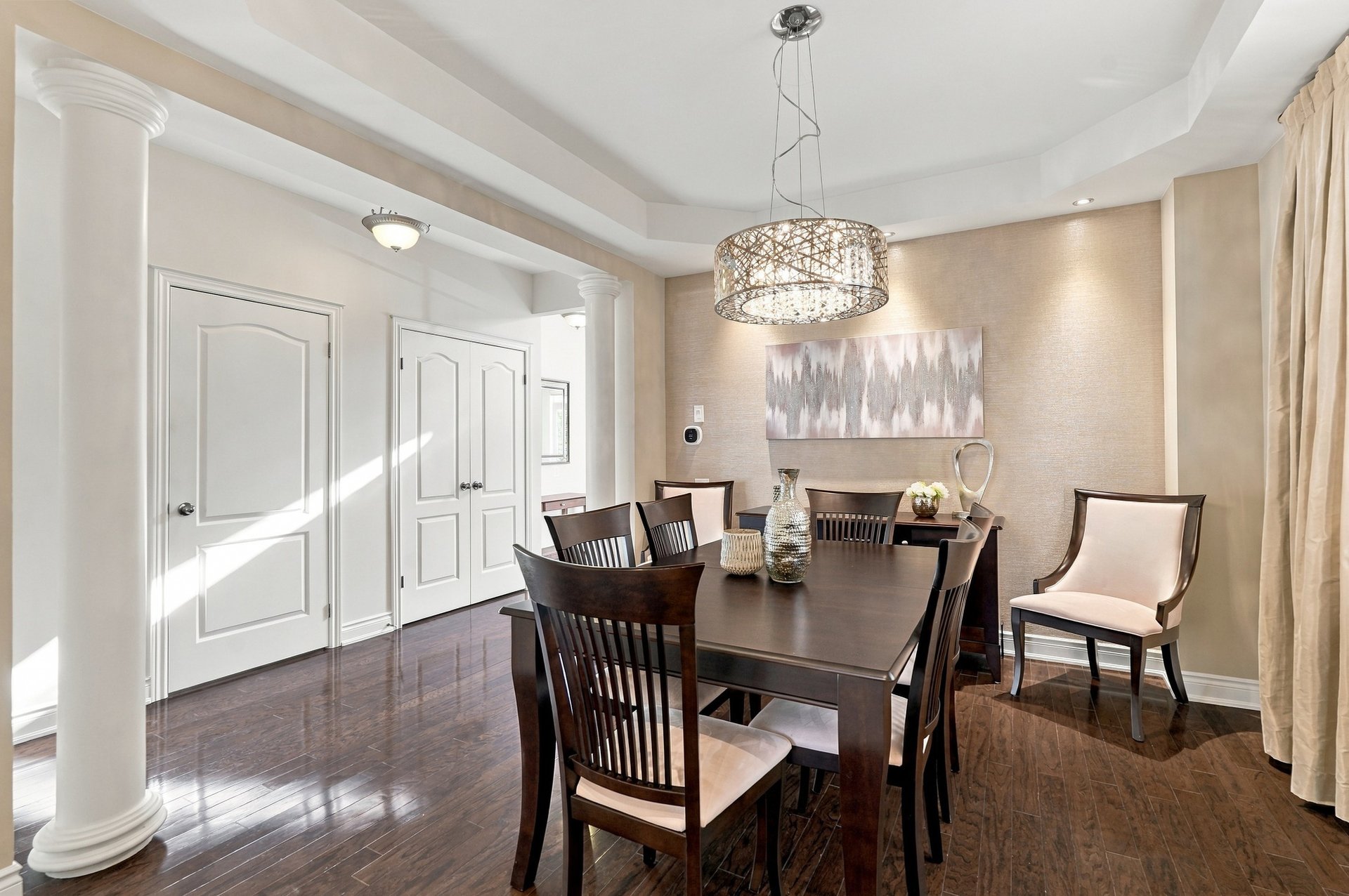 Family Living in the Heart of Lakeshore Woods