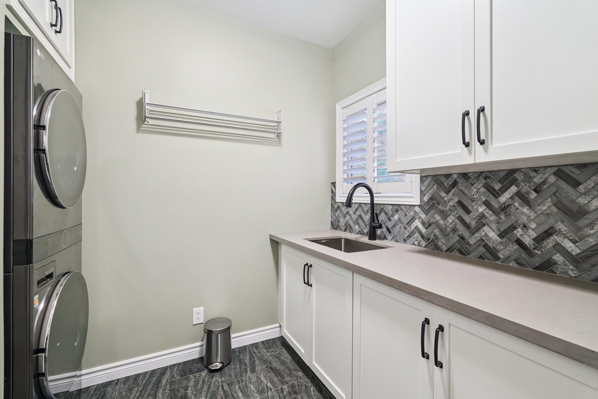 A Lifestyle Retreat in Prestigious Tyandaga Woods