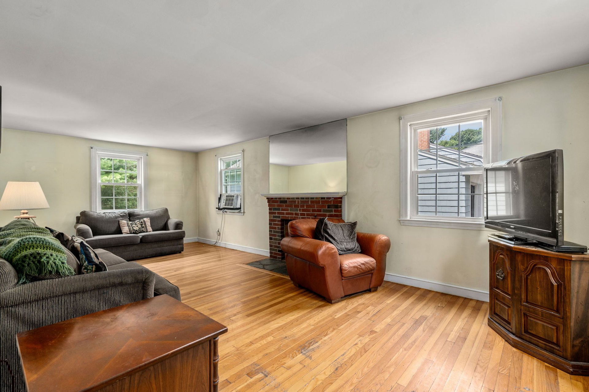 45 Emerald St.