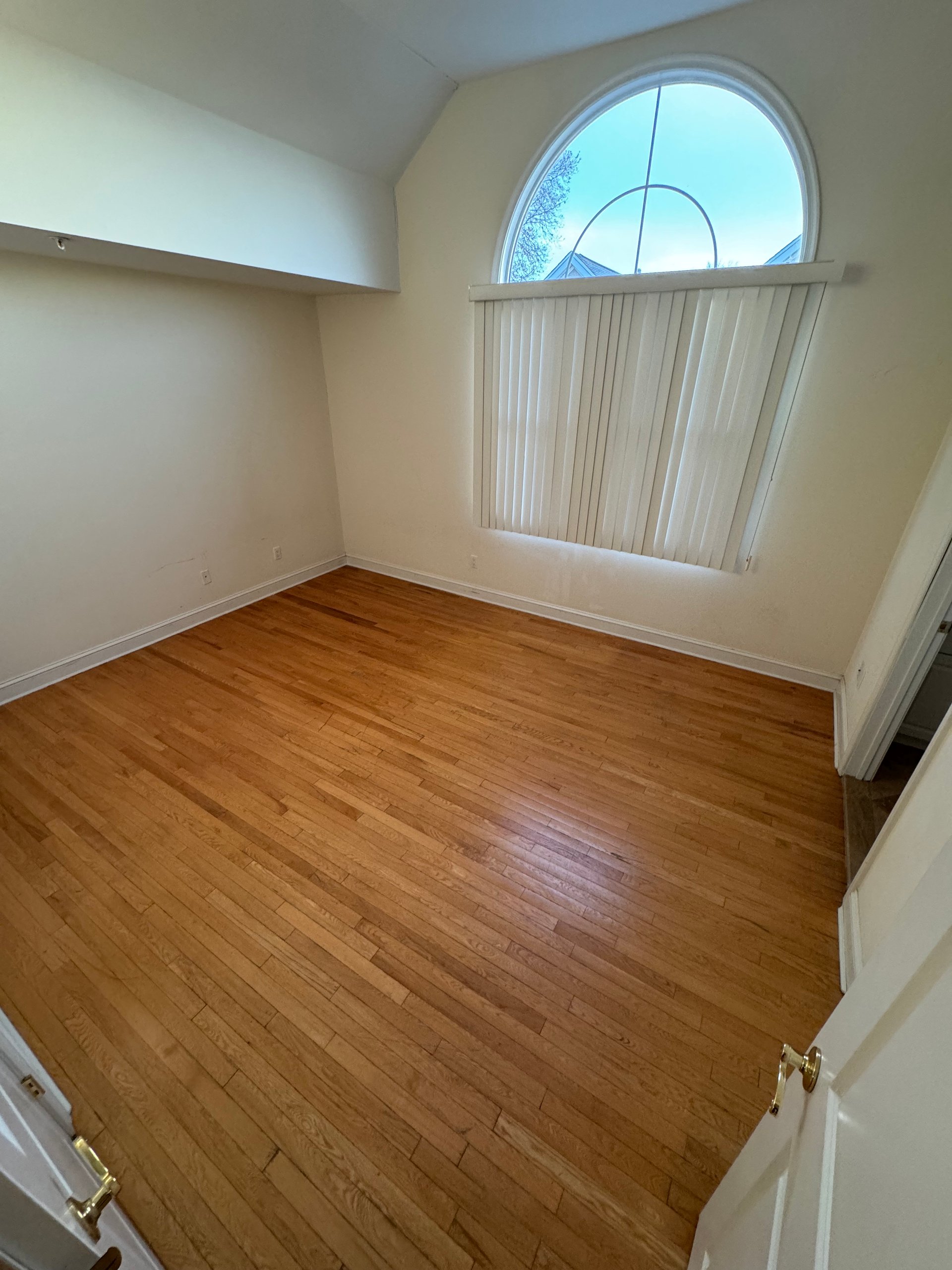 426 Hillside Ave