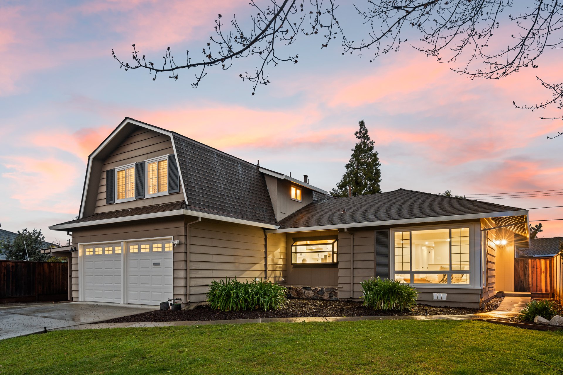 699 Cornell DR