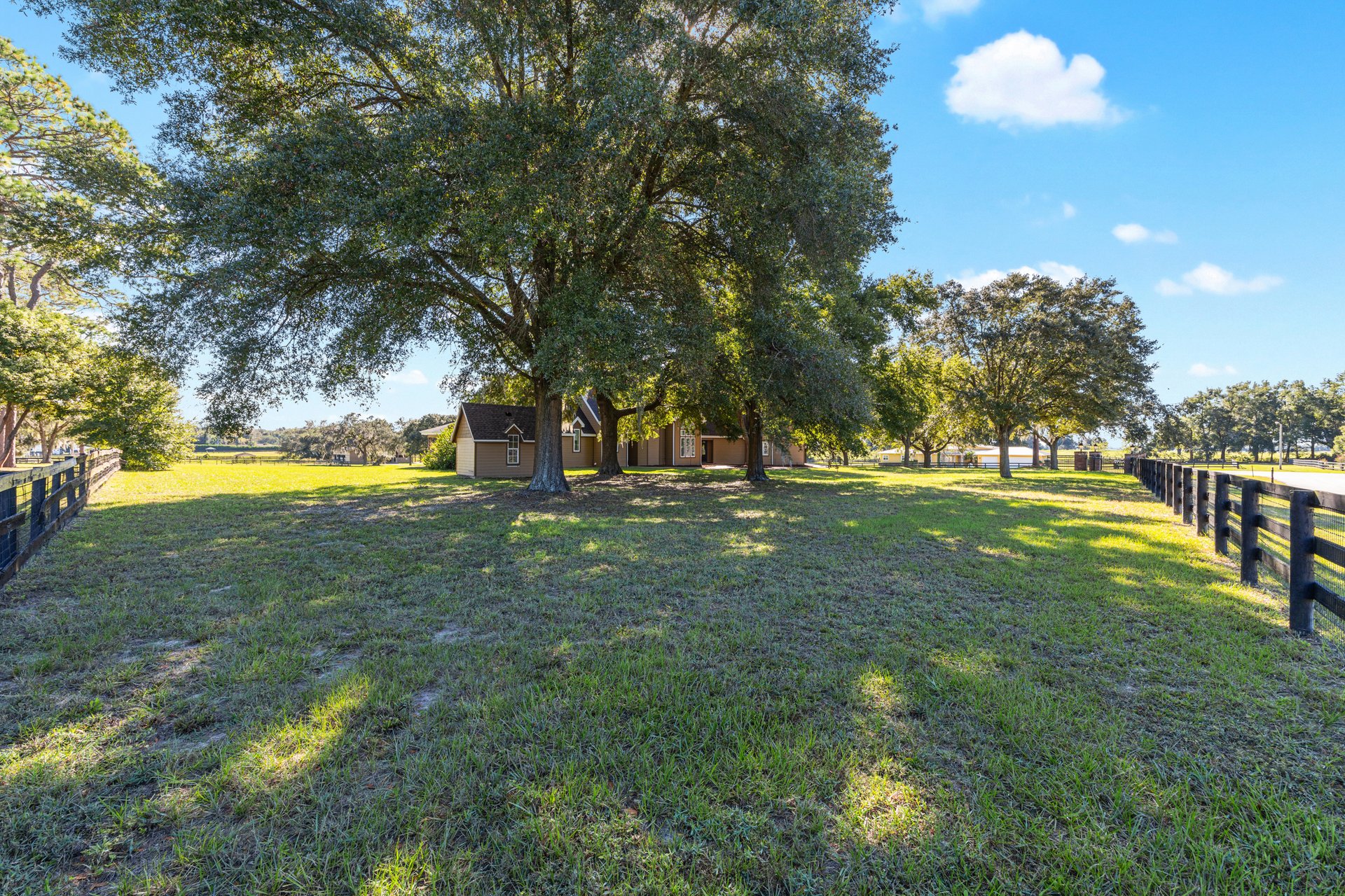 997 NW 63rd Ct