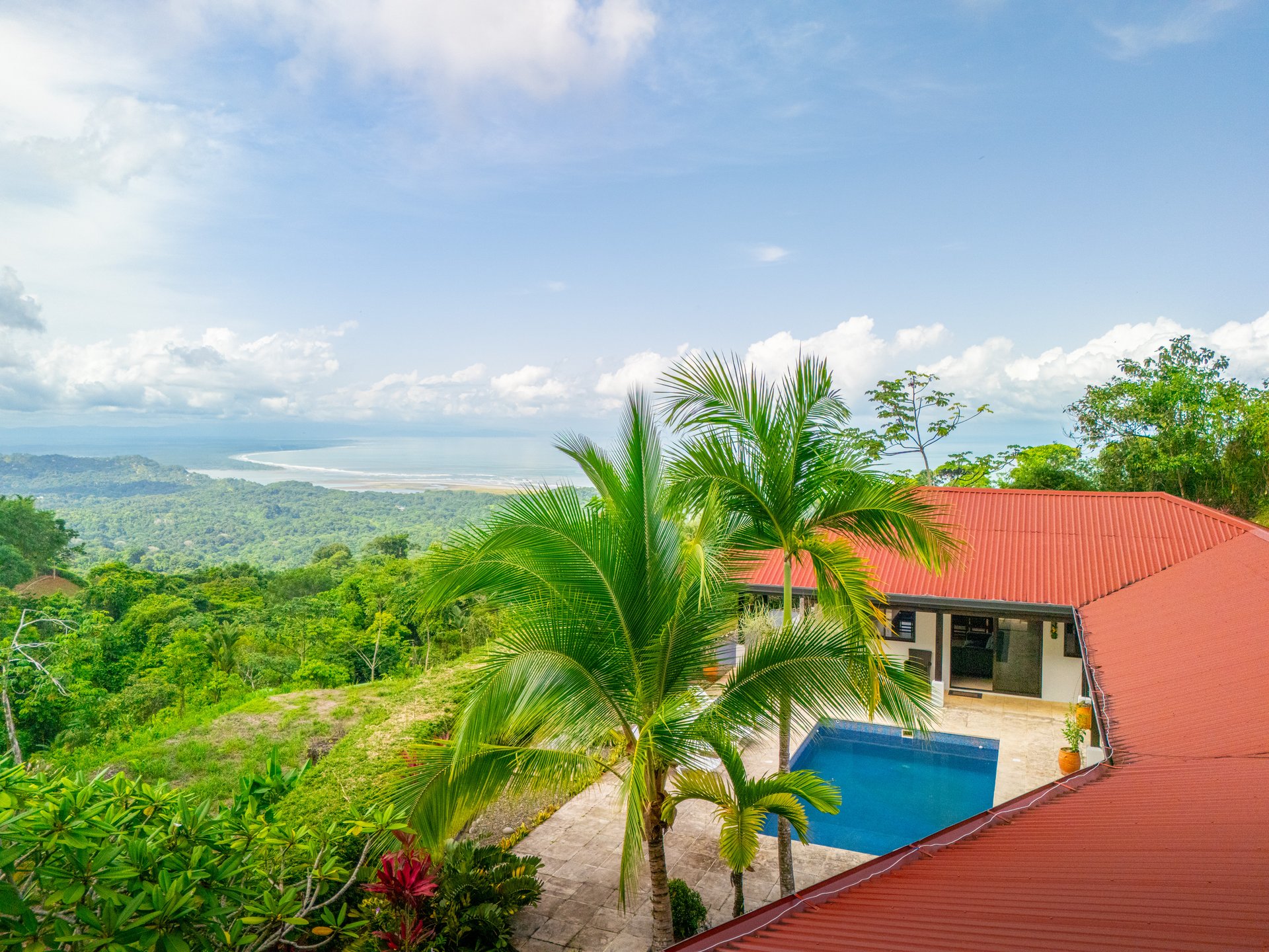 3 Bedroom home in Cinco Ventanas with Incredible Ocean View!