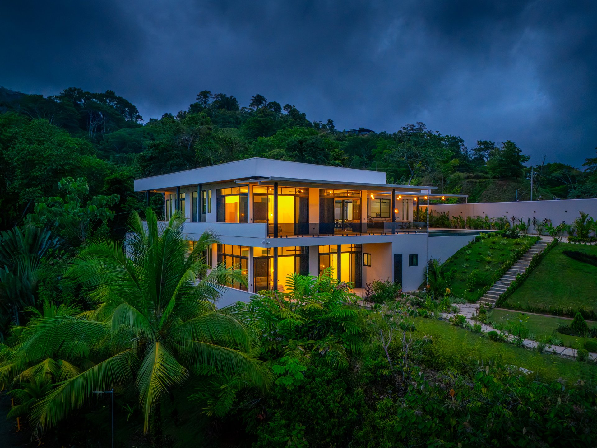 Lion's Gate Sunset Estate