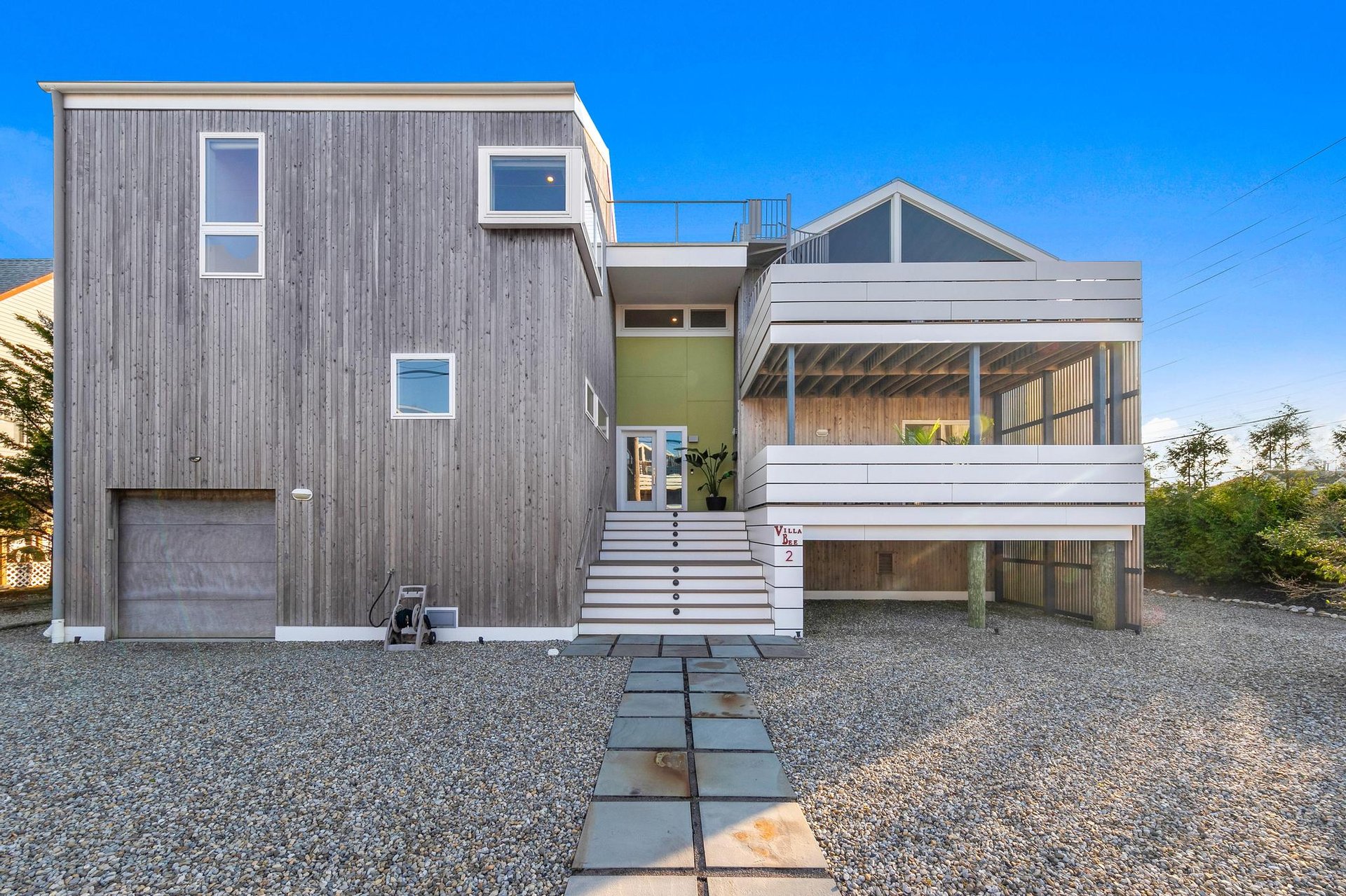 2 E. 33rd Street, Brant Beach