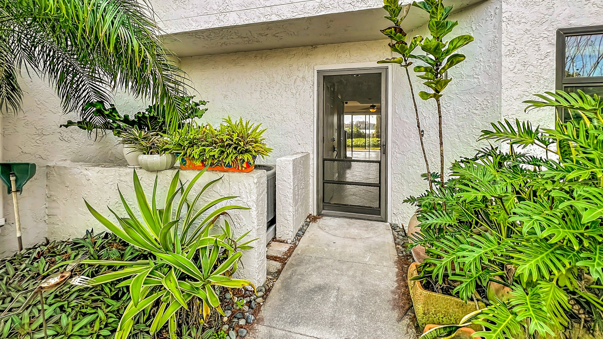 Winter Park Lakefront Townhome