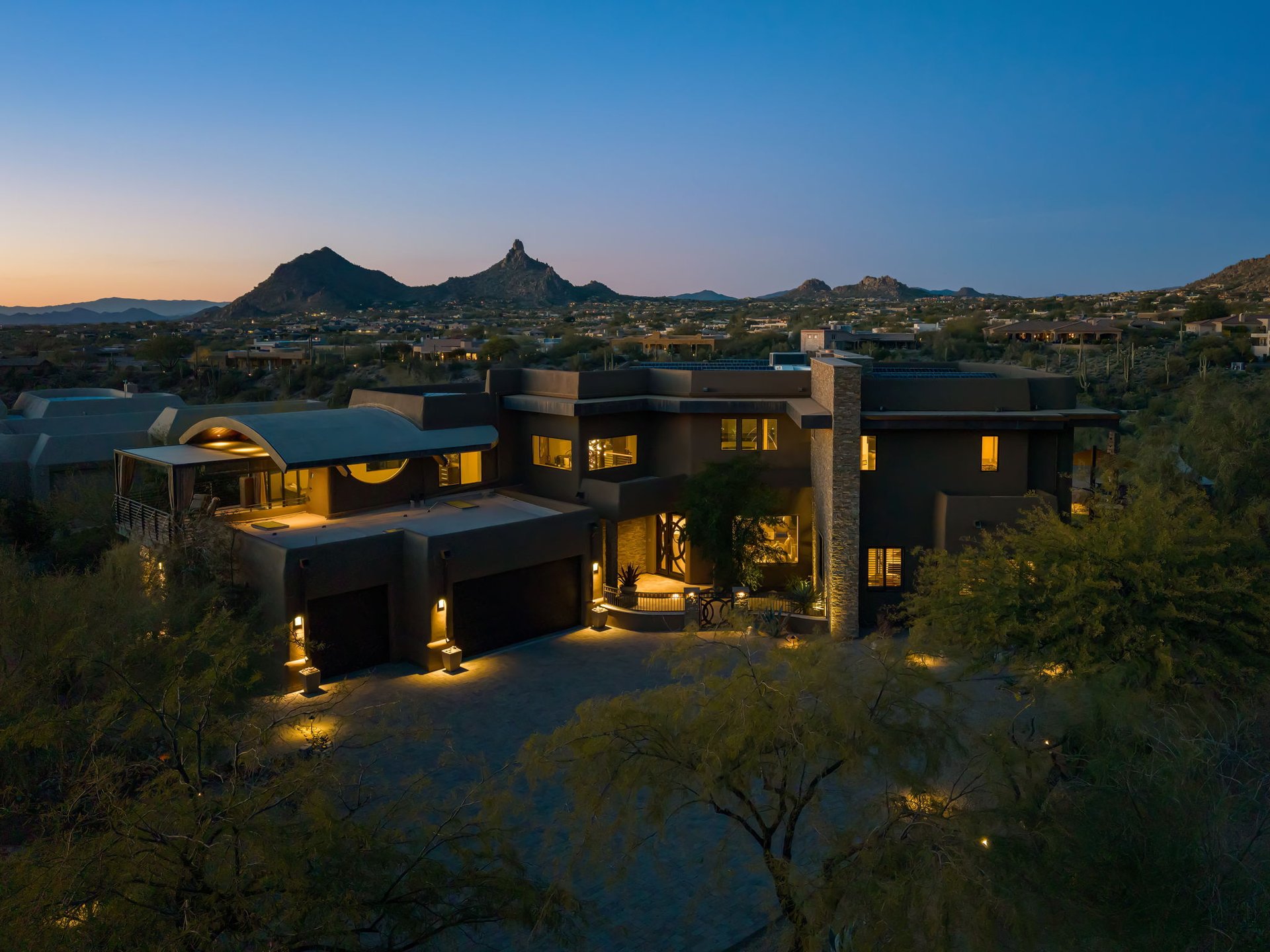 10570 E Pinnacle Peak Road